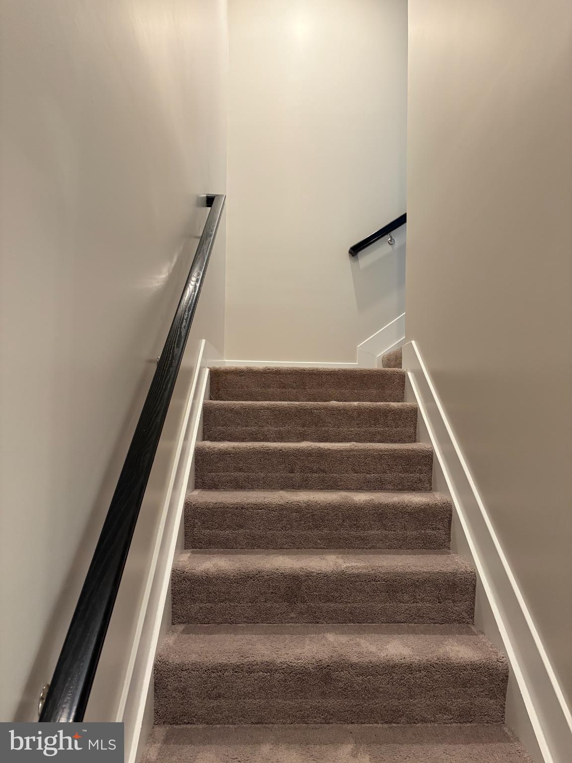 SEA OAKS VILLAGE - Residential