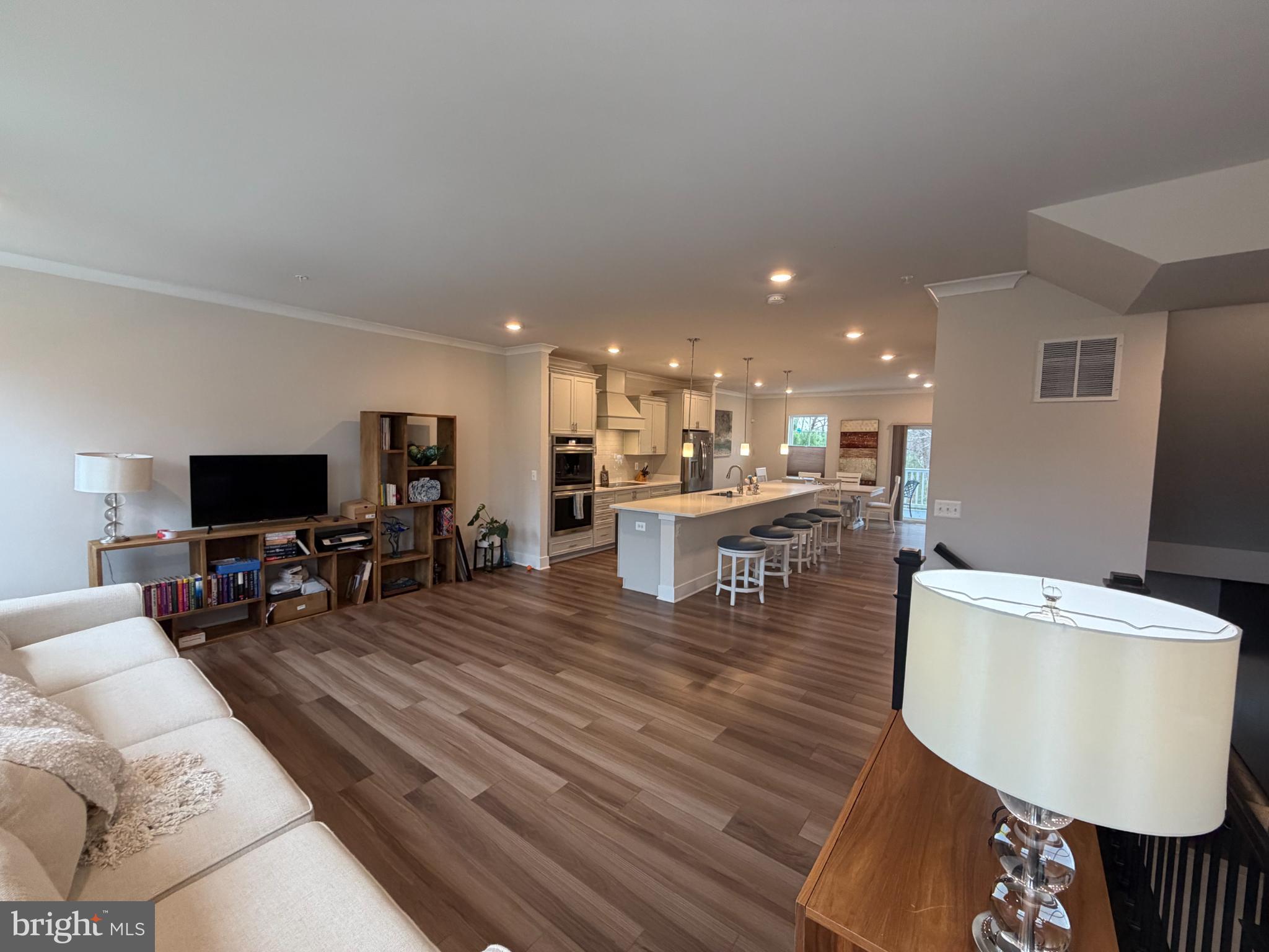 SEA OAKS VILLAGE - Residential