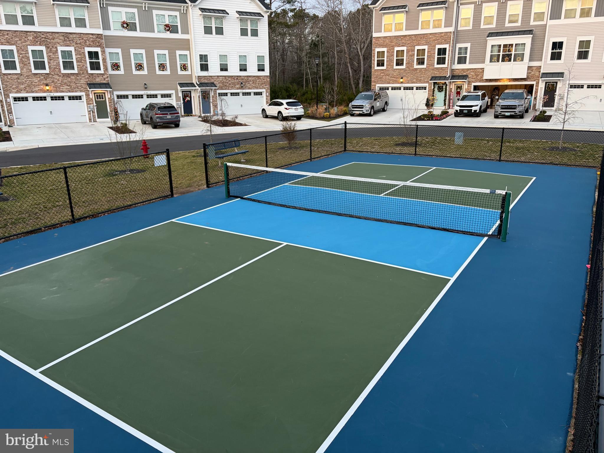 SEA OAKS VILLAGE - Residential