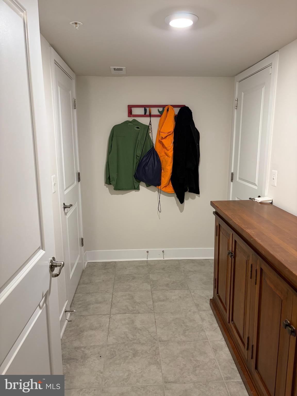 SEA OAKS VILLAGE - Residential