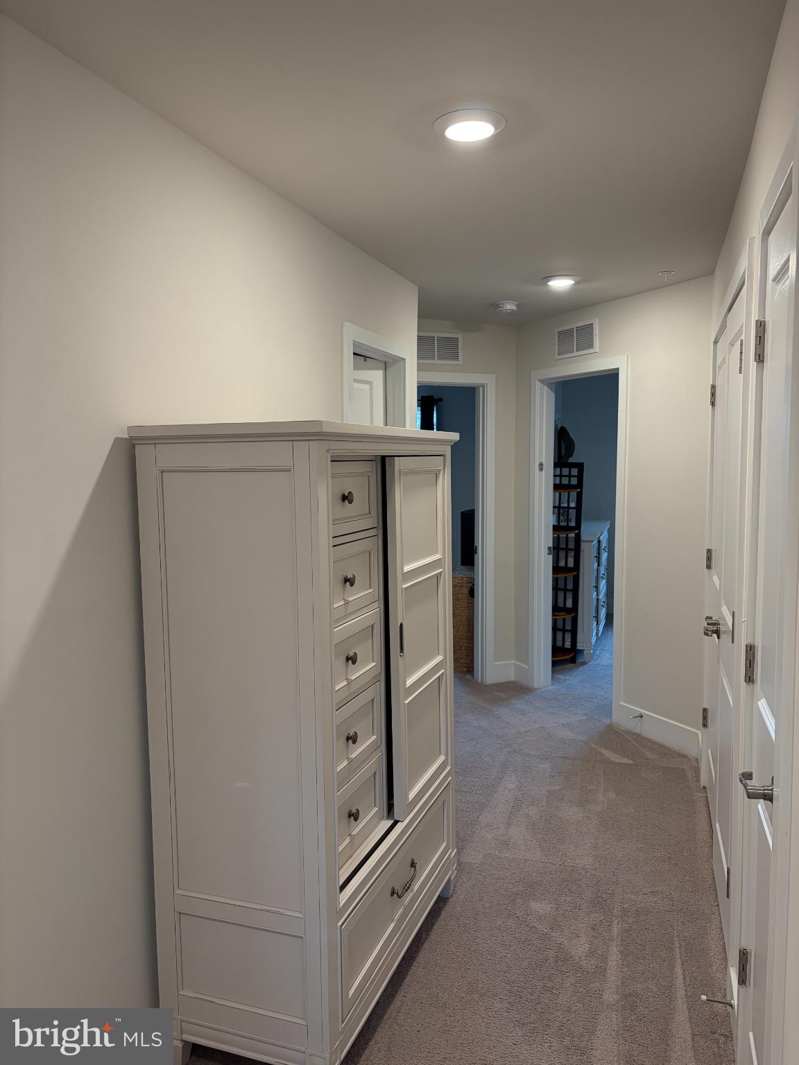 SEA OAKS VILLAGE - Residential