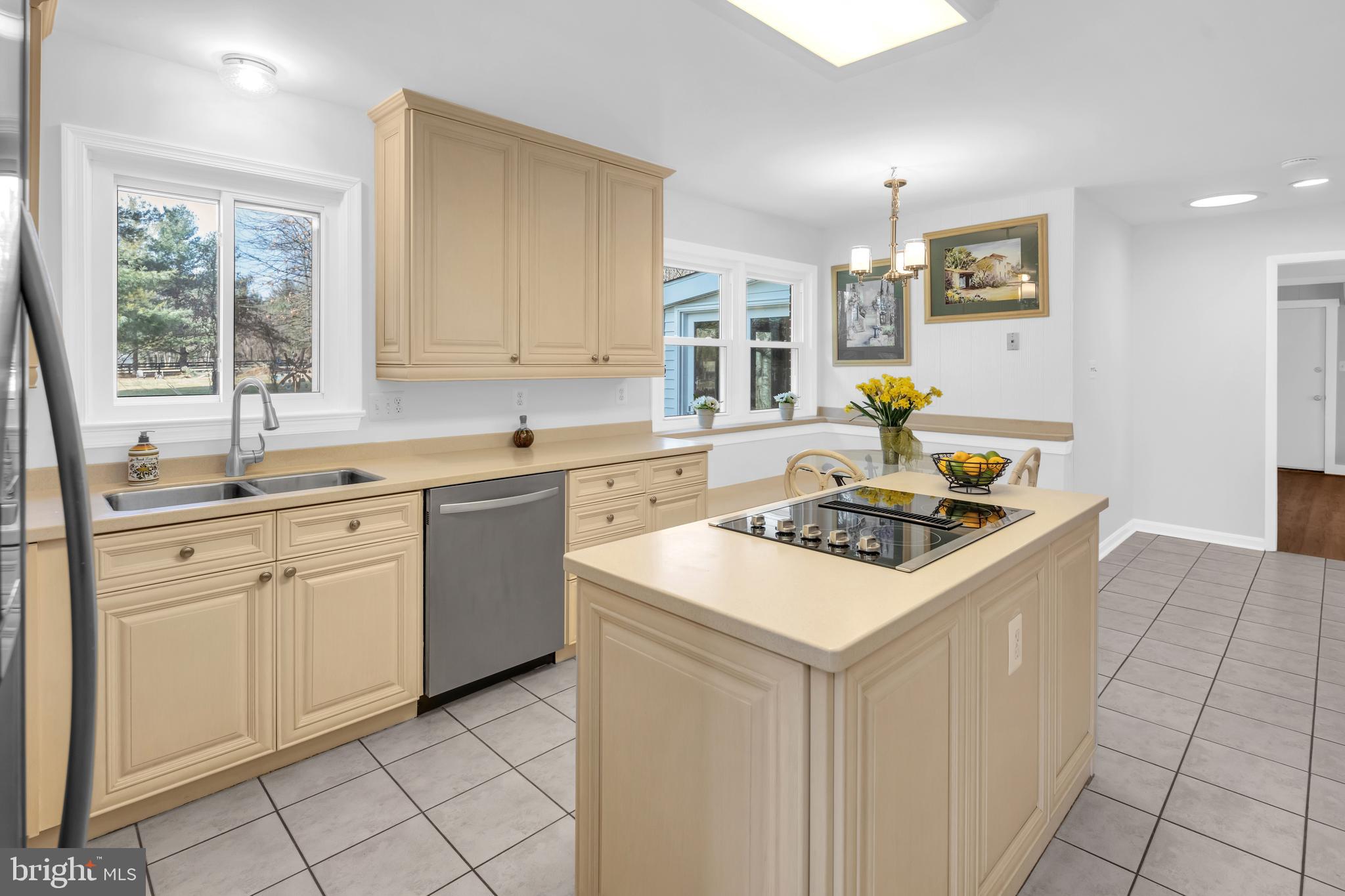 HAWTHORNE - Residential