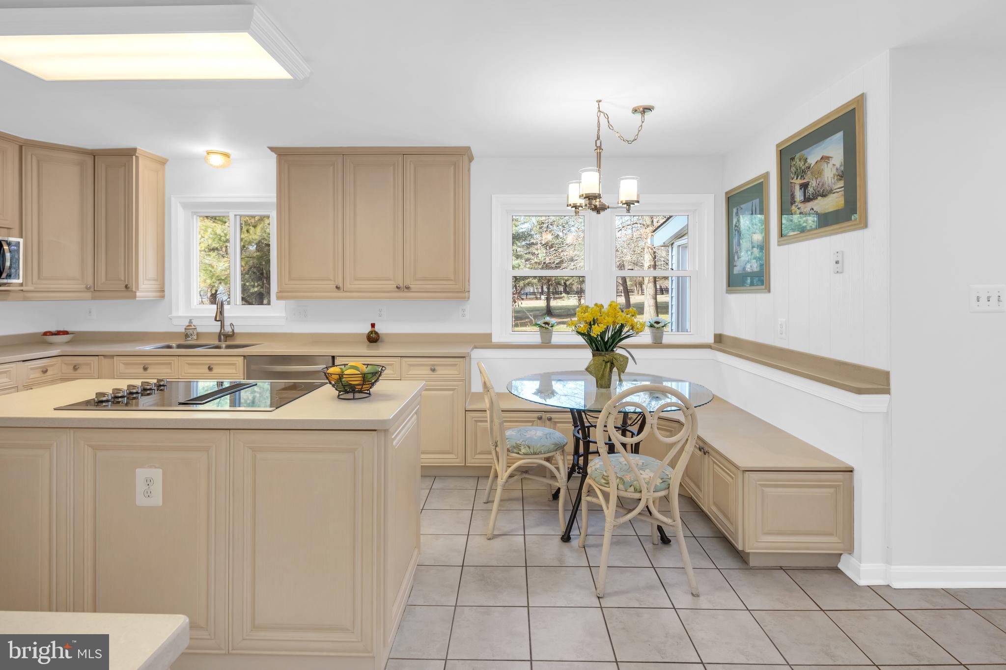 HAWTHORNE - Residential