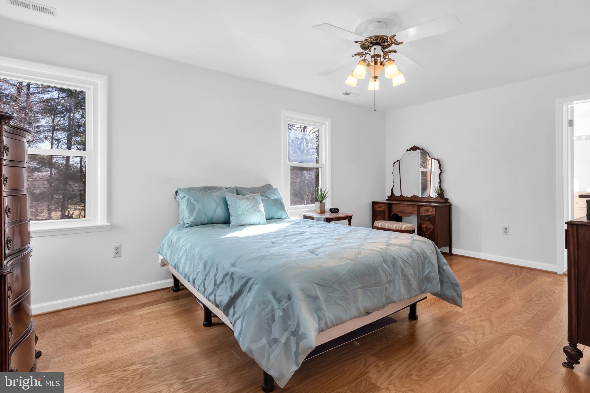 HAWTHORNE - Residential