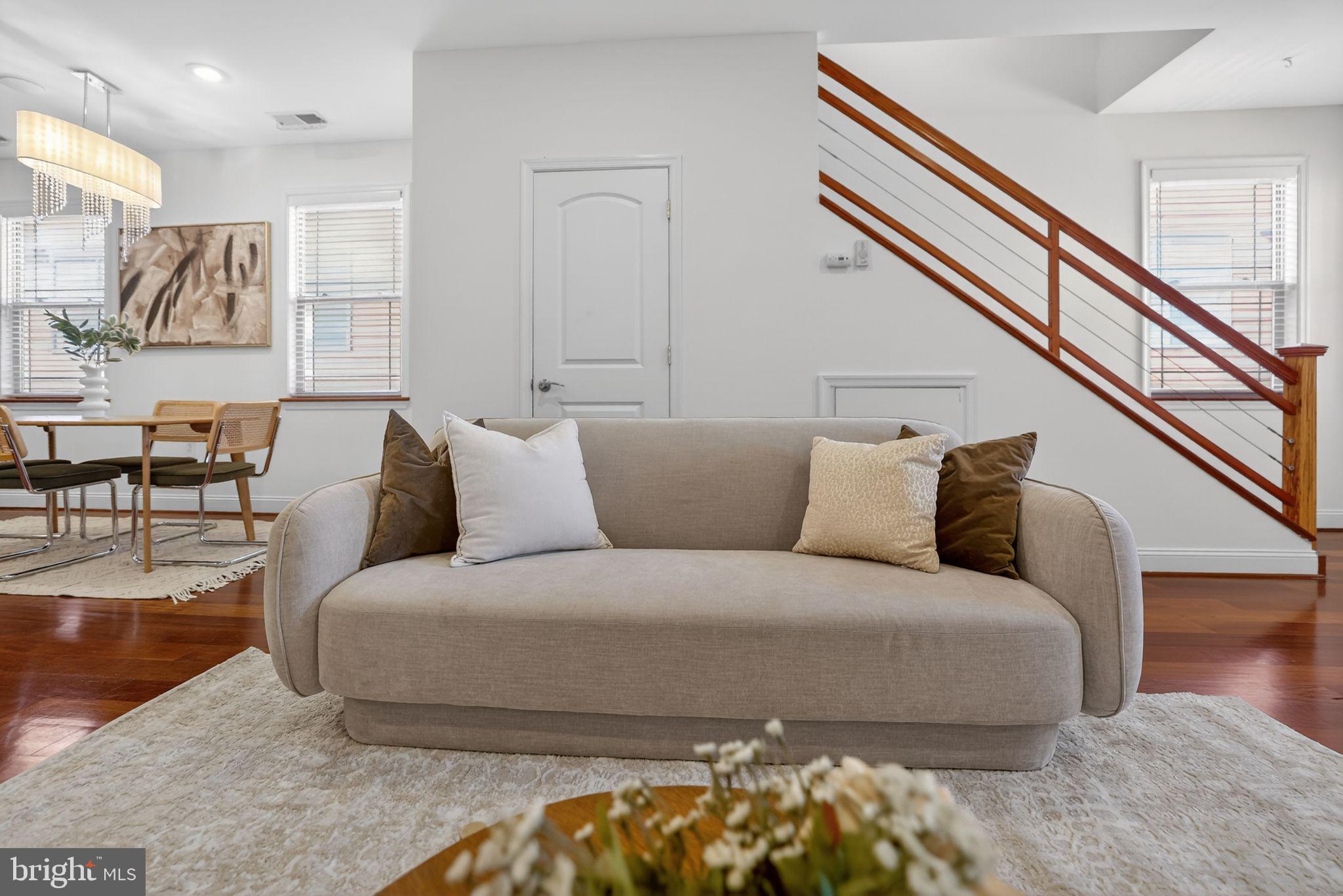 3573 WARDER STREET NW 7