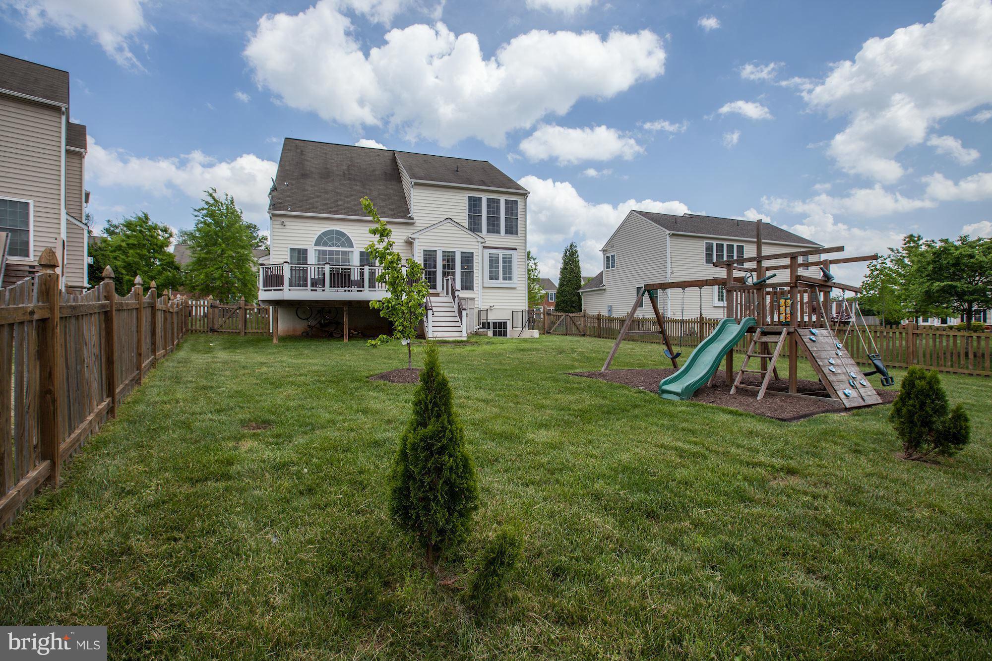 MAYFIELD TRACE - Residential