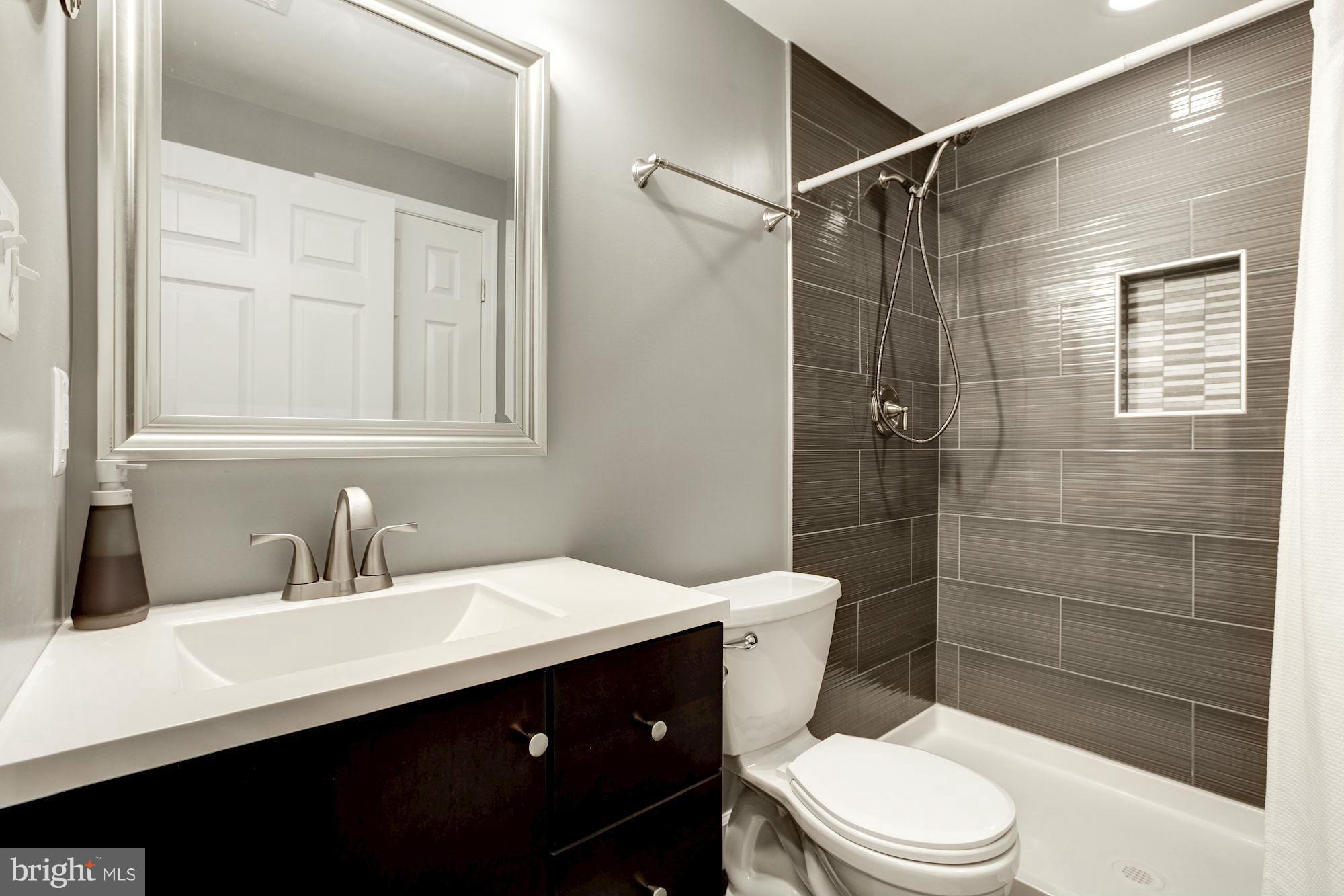 MAYFIELD TRACE - Residential