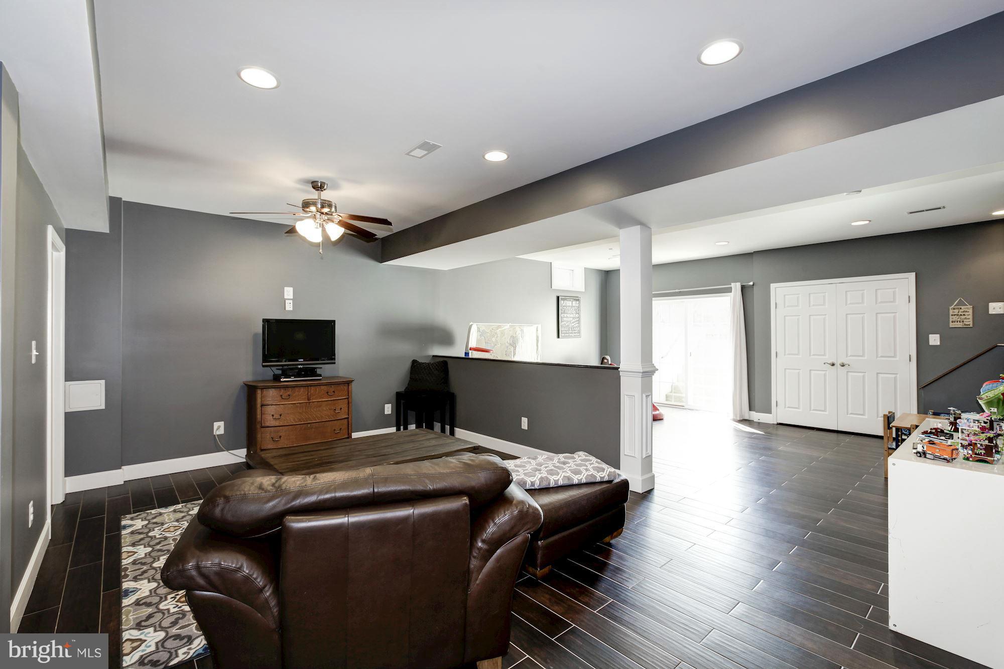 MAYFIELD TRACE - Residential