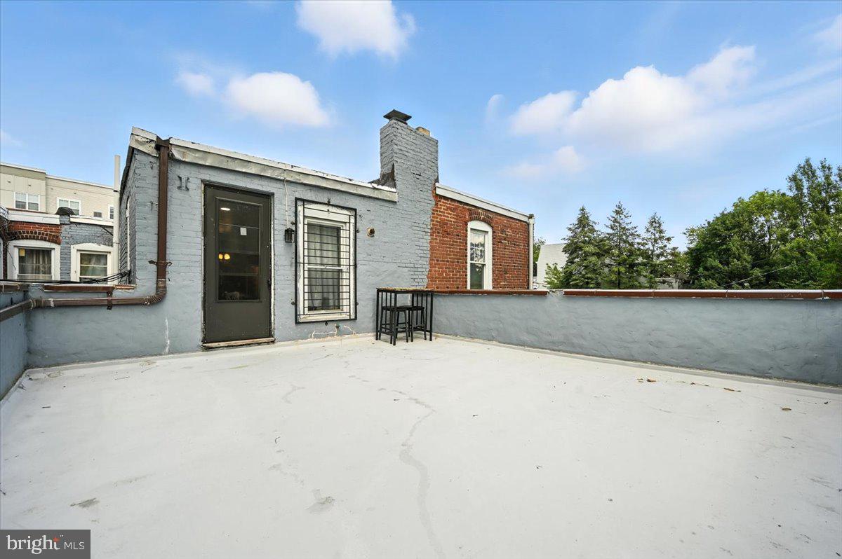 86 N YORK ROAD