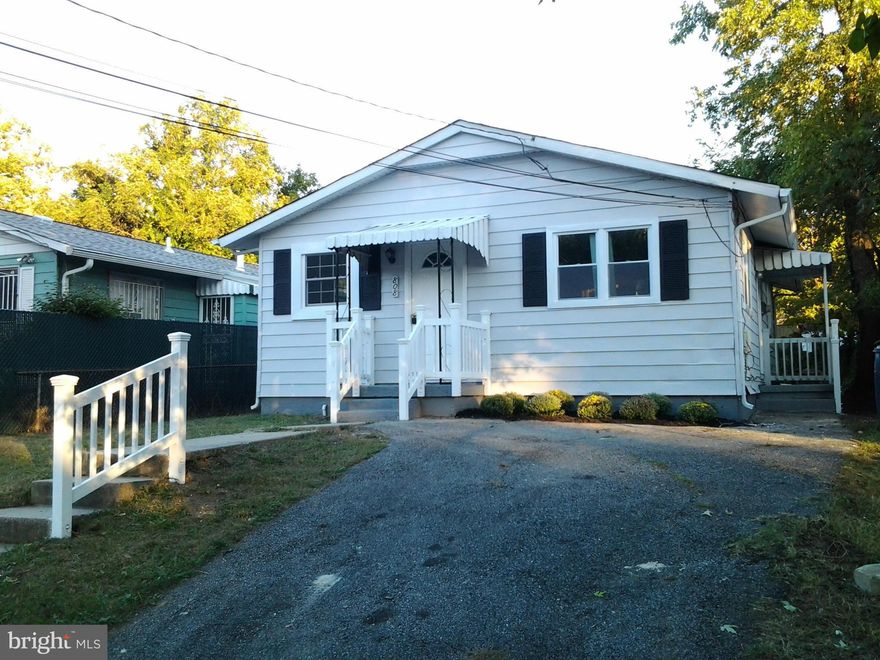 Completely remodeled. New roof, windows, furnace, water heather, etc. Kitchen with stainless steel appliances and granite counter-tops, bathroom with ceramic tile, ceiling fan in bedrooms. Hardwood floors. 3 bedrooms and 1 full bathroom. Driveway off street. Back yard. Close to major routes, metro and DC.