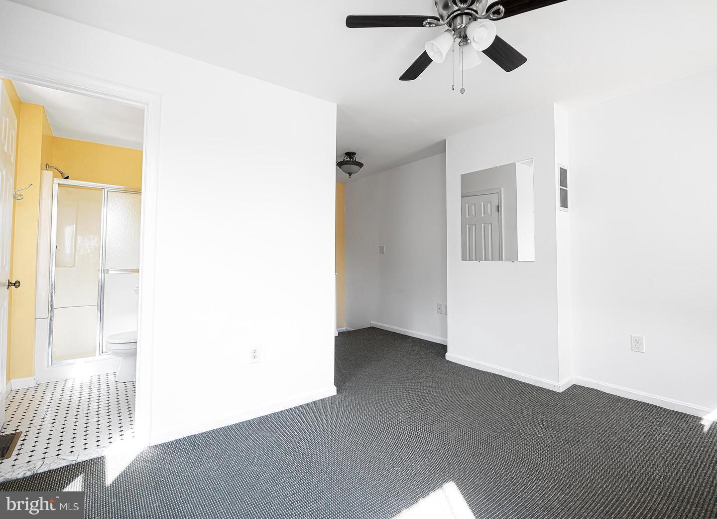 LITTLE ITALY - Residential Lease
