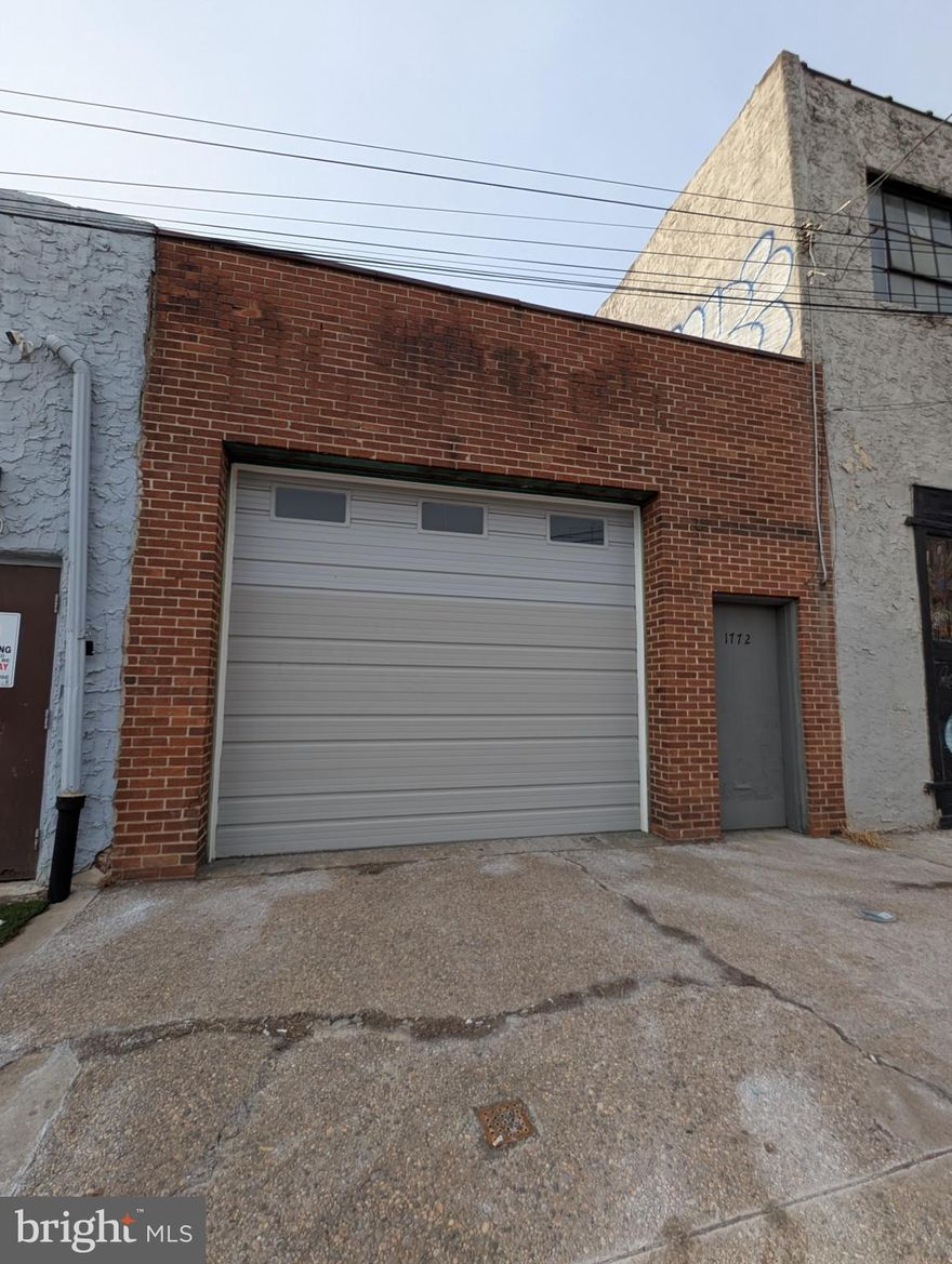 Opportunity awaits on Tilghman Street! 1772 is a large one garage with one bay. 
Over 1000 sq feet of storage space, surrounded by development.  ICMX zoning provides options for a variety of future business uses, office, retail, auto related, and more. 
Lot size 20x54.5.