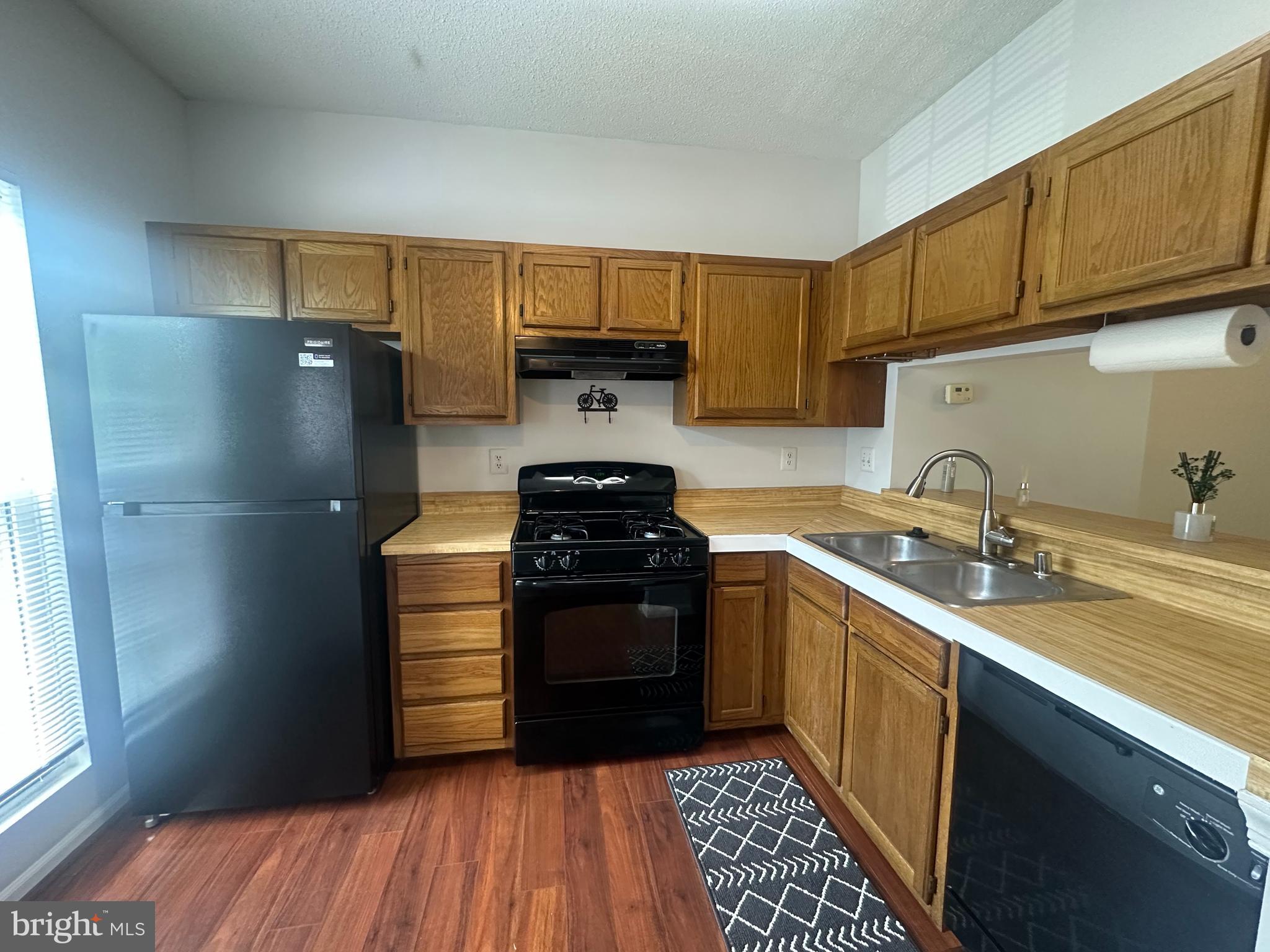 7223 PARSONS COURT
