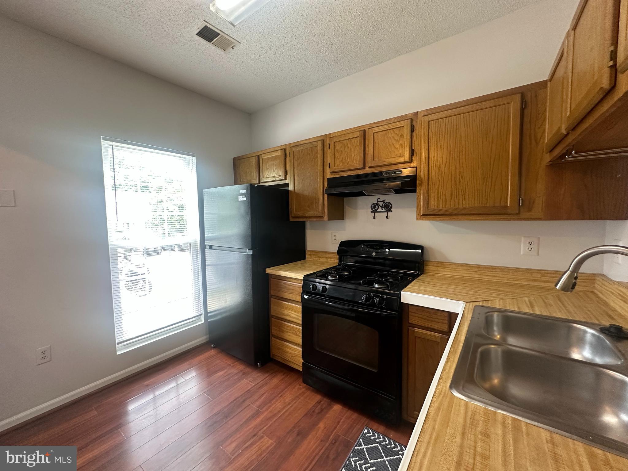 7223 PARSONS COURT