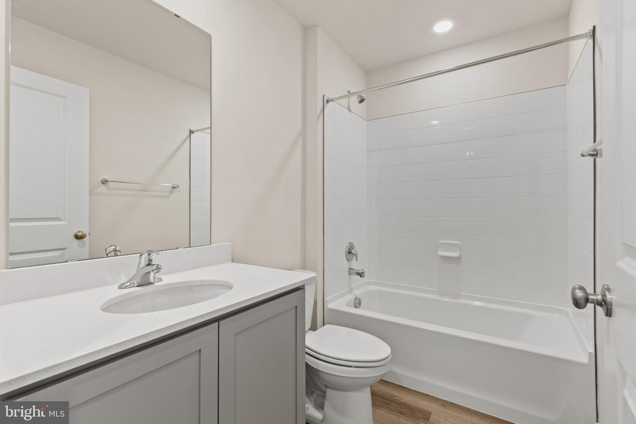 WATERMARK AT WESTPHALIA TOWN CENTER - Residential