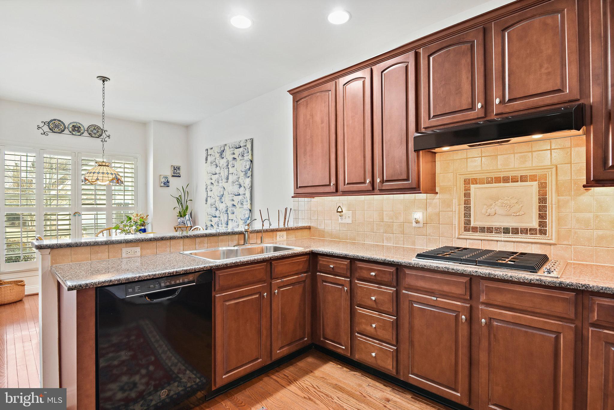 BELMONT COUNTRY CLUB - Residential