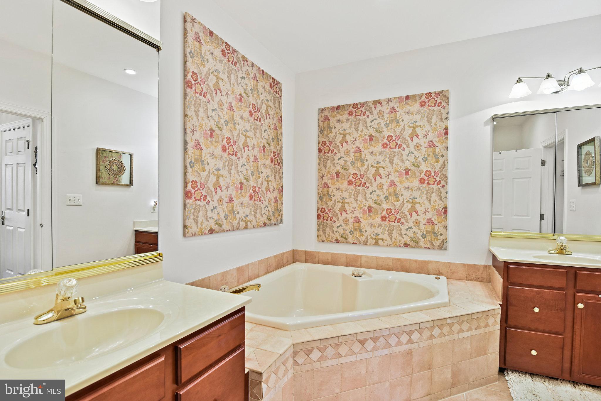 BELMONT COUNTRY CLUB - Residential