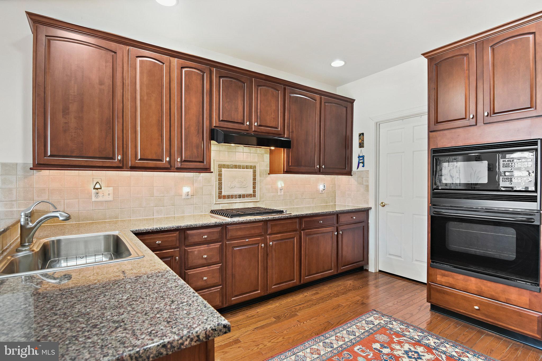 BELMONT COUNTRY CLUB - Residential