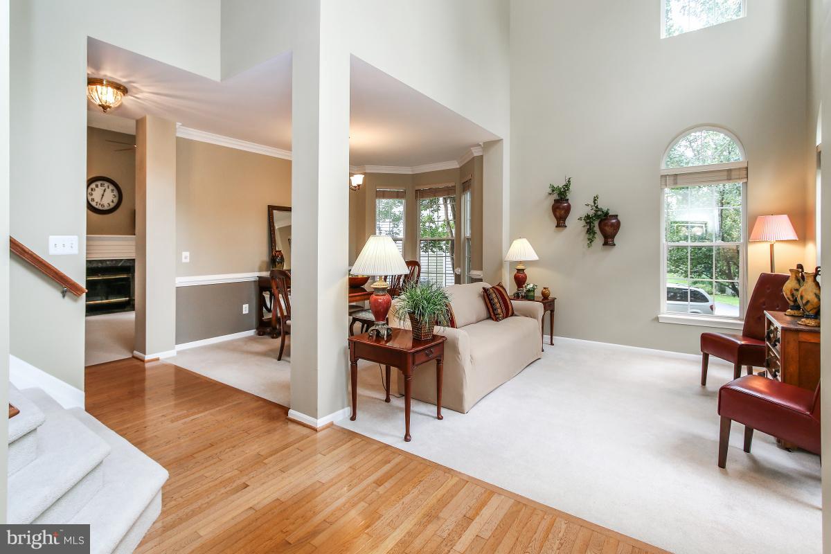 POTOMAC LAKES - Residential