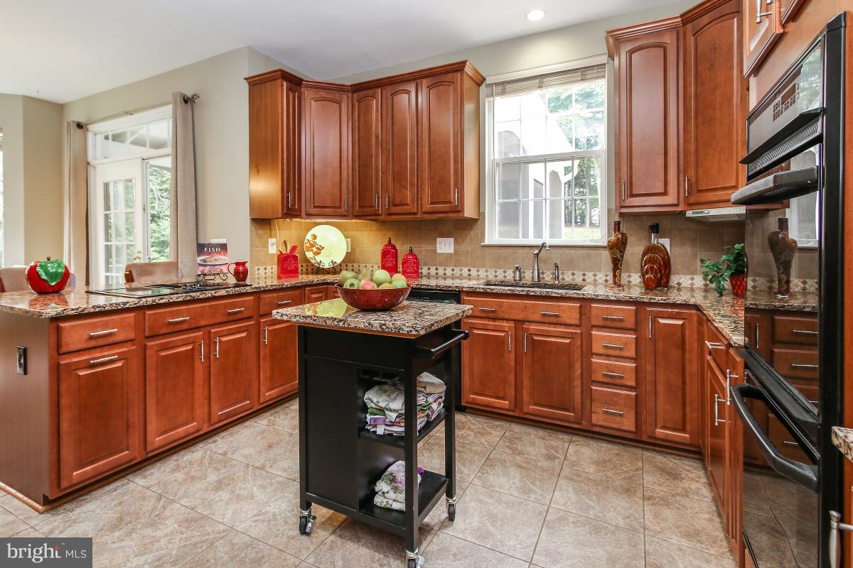 POTOMAC LAKES - Residential