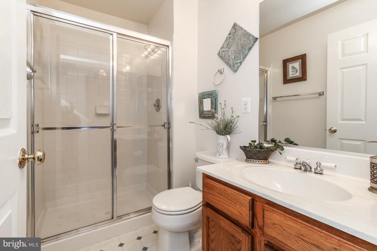 POTOMAC LAKES - Residential