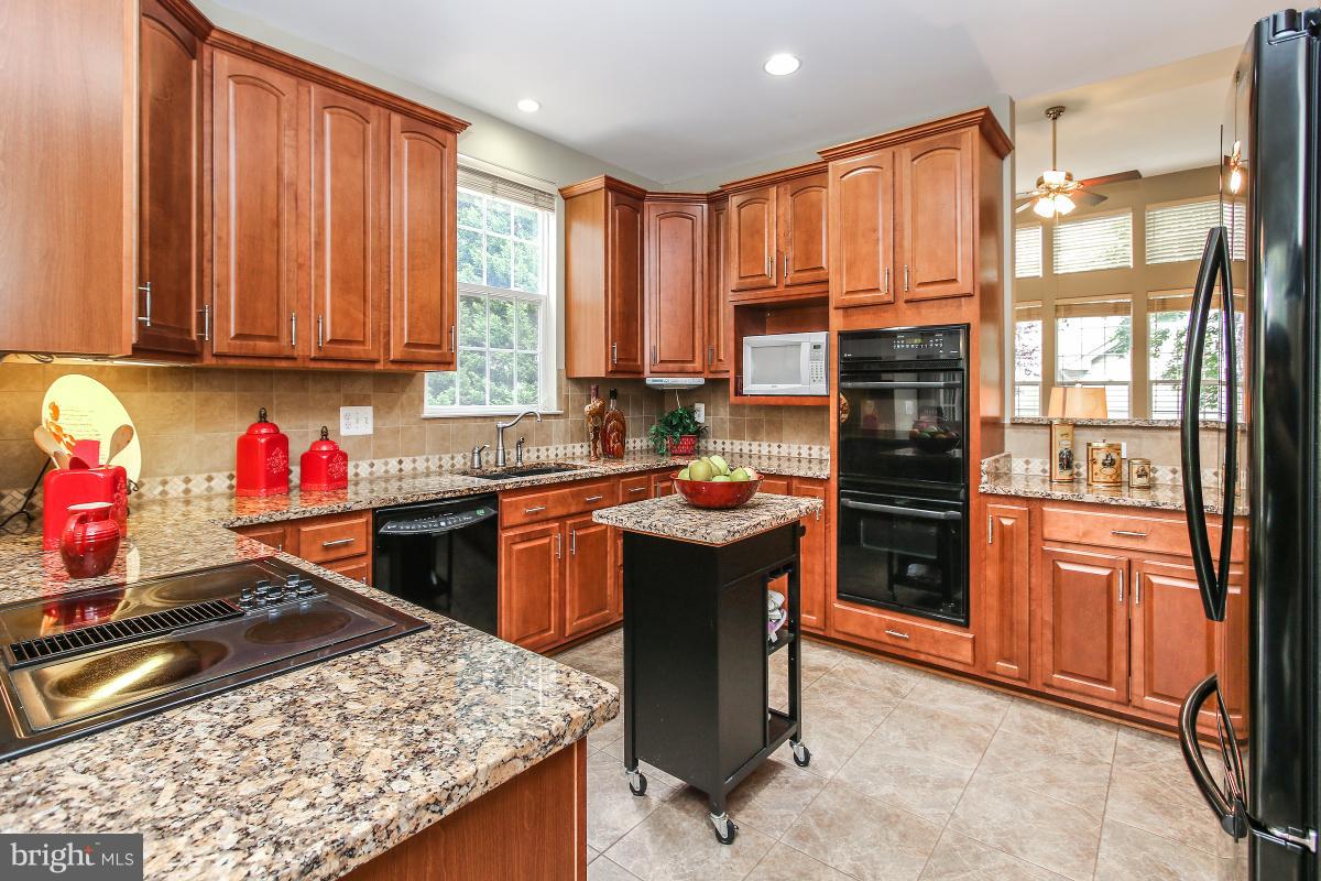 POTOMAC LAKES - Residential