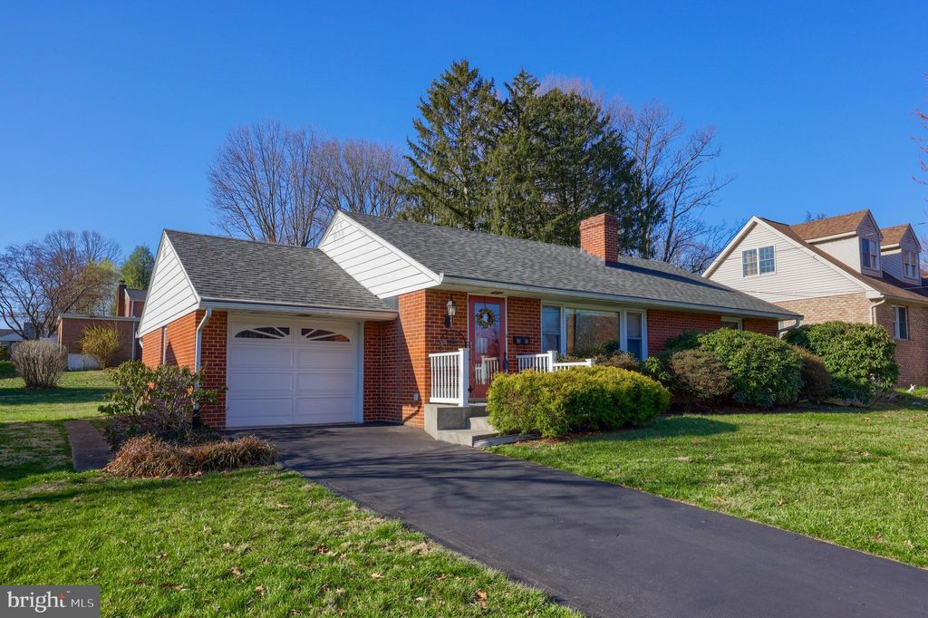 Photo of 1776 Wheatland Avenue, Lancaster, PA 17603 (MLS # PALA2048344)