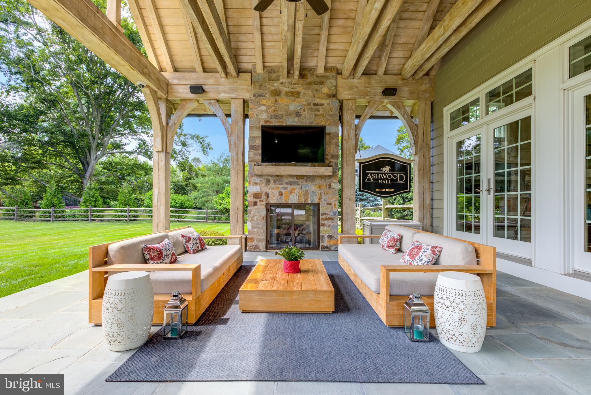 ASHWOOD HALL - Residential