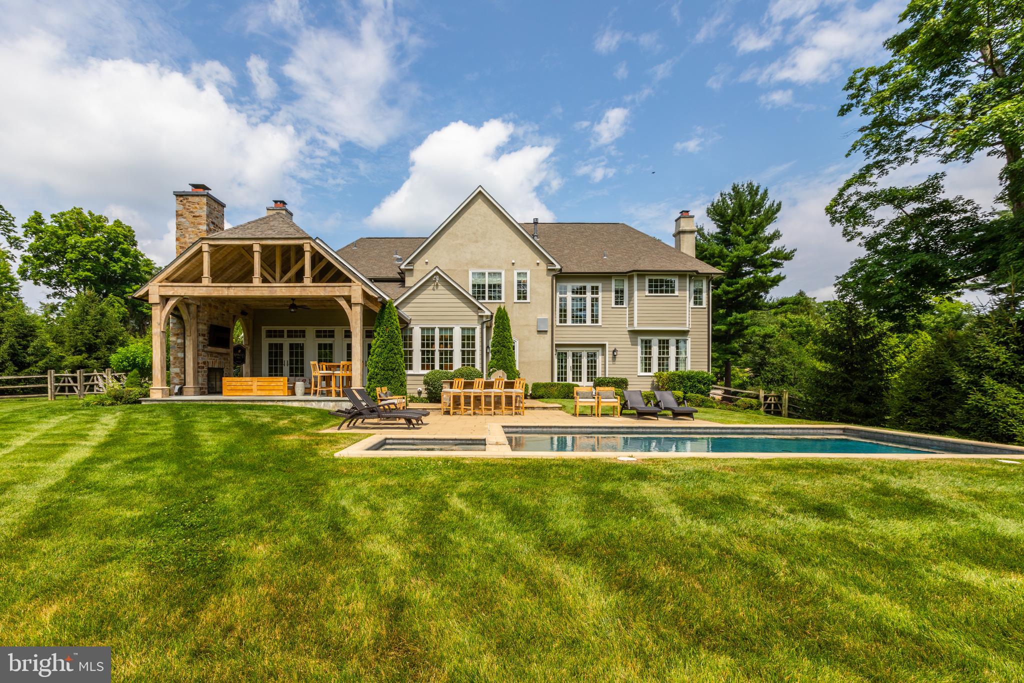 ASHWOOD HALL - Residential