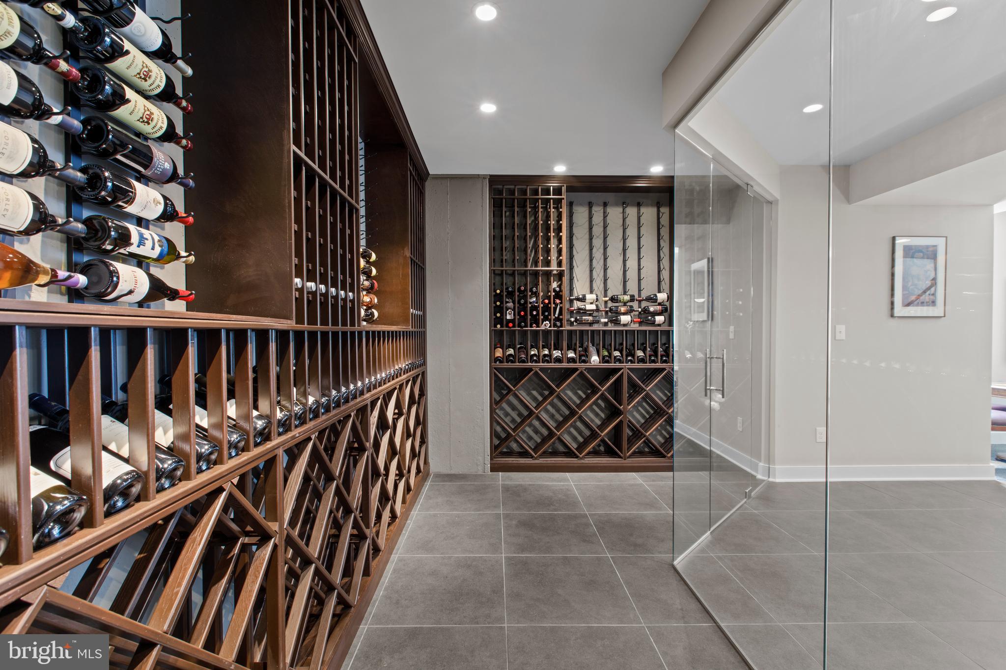 ASHWOOD HALL - Residential