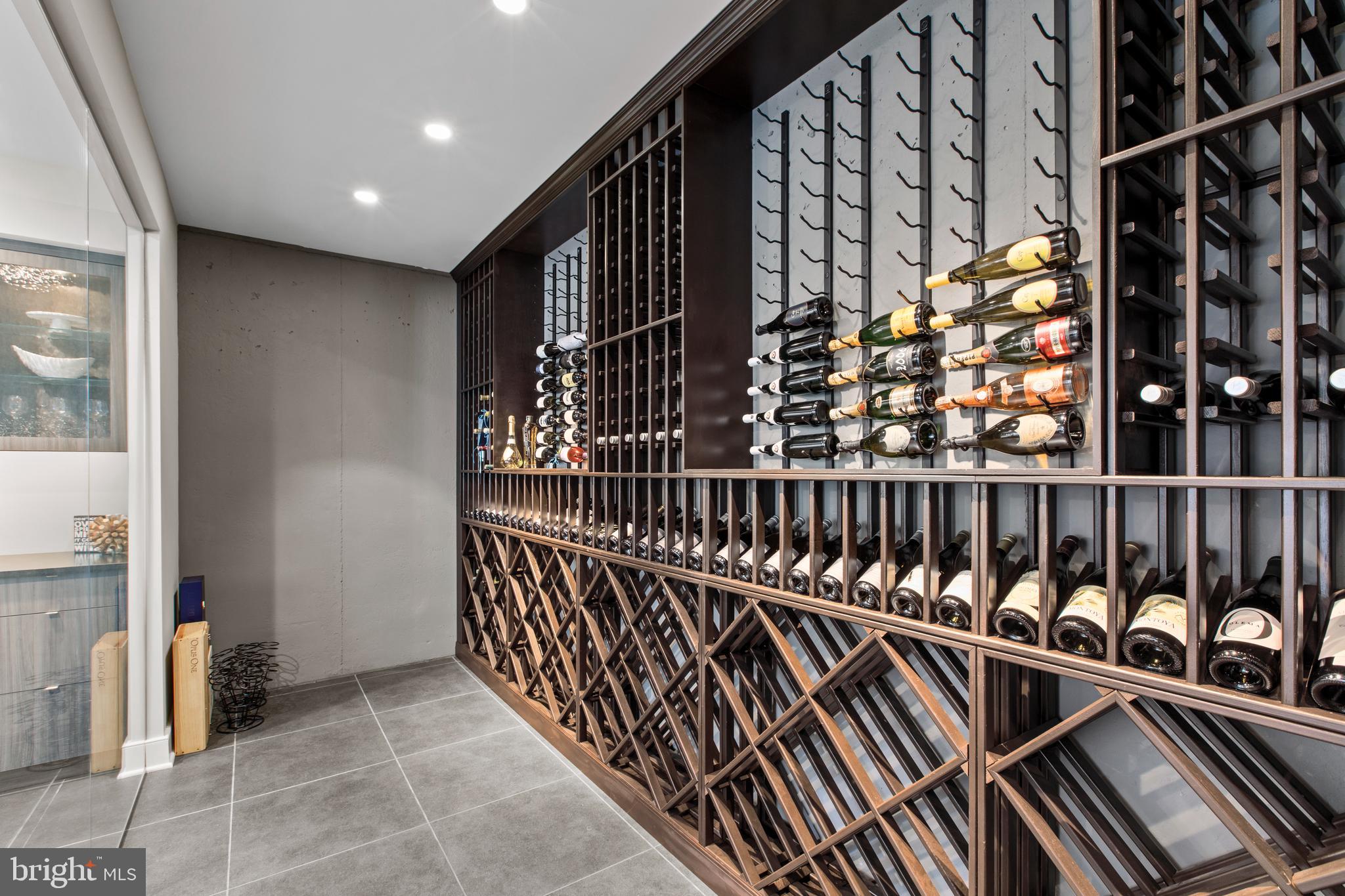 ASHWOOD HALL - Residential