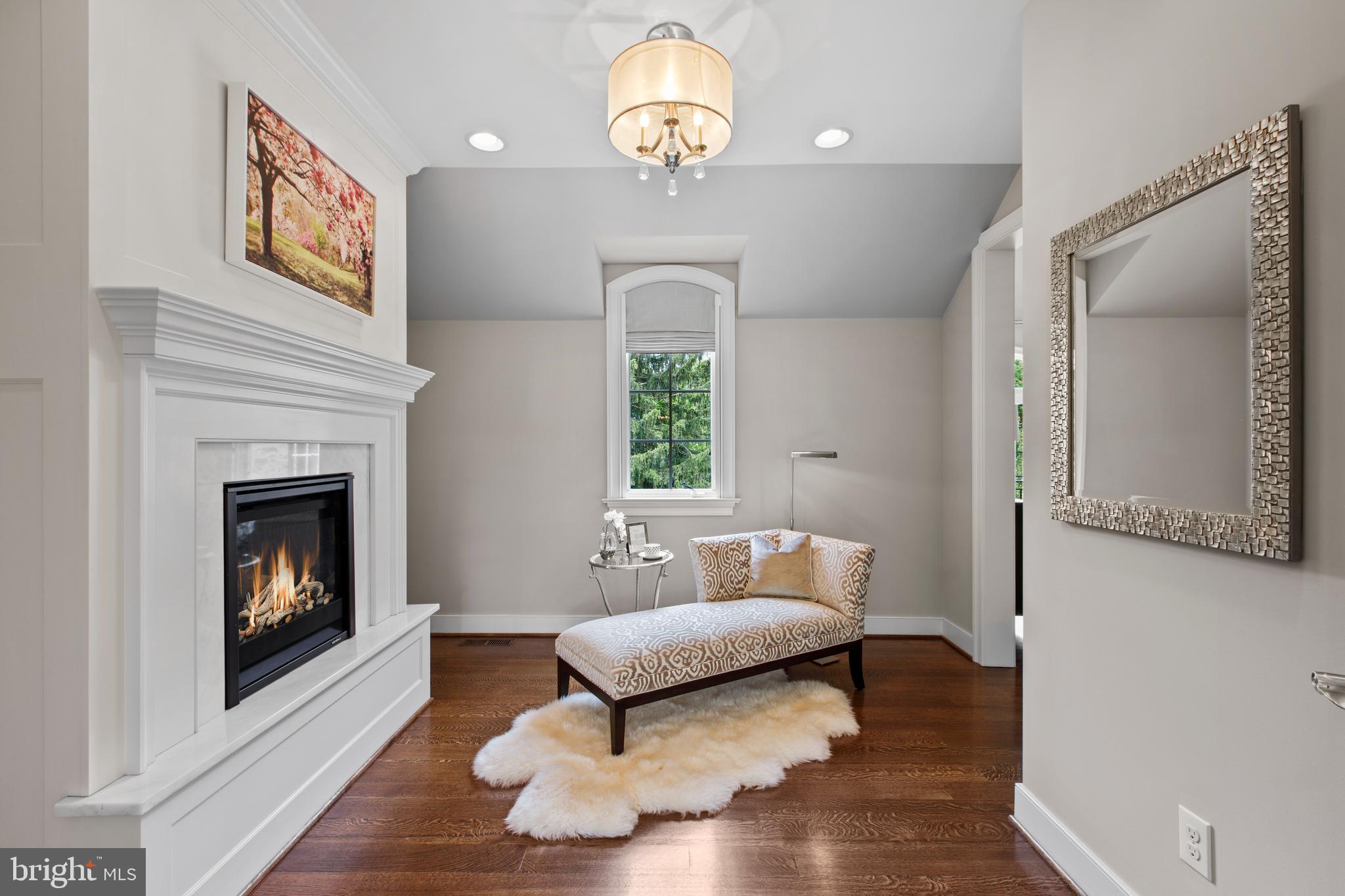 ASHWOOD HALL - Residential