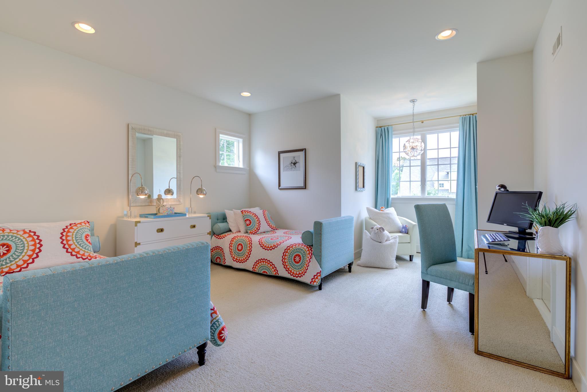 ASHWOOD HALL - Residential