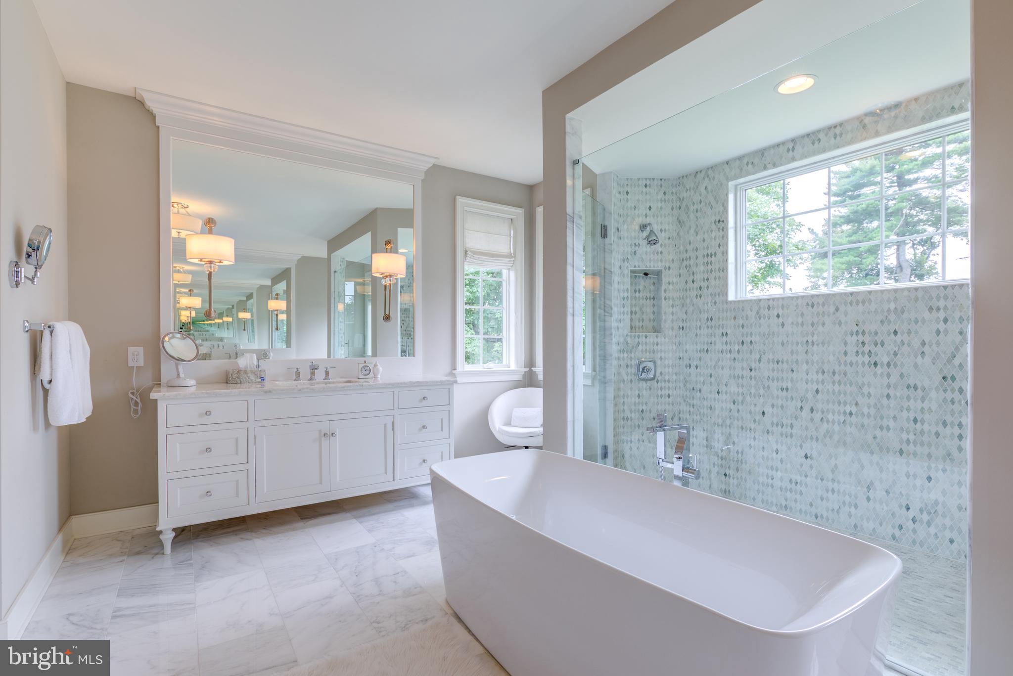 ASHWOOD HALL - Residential