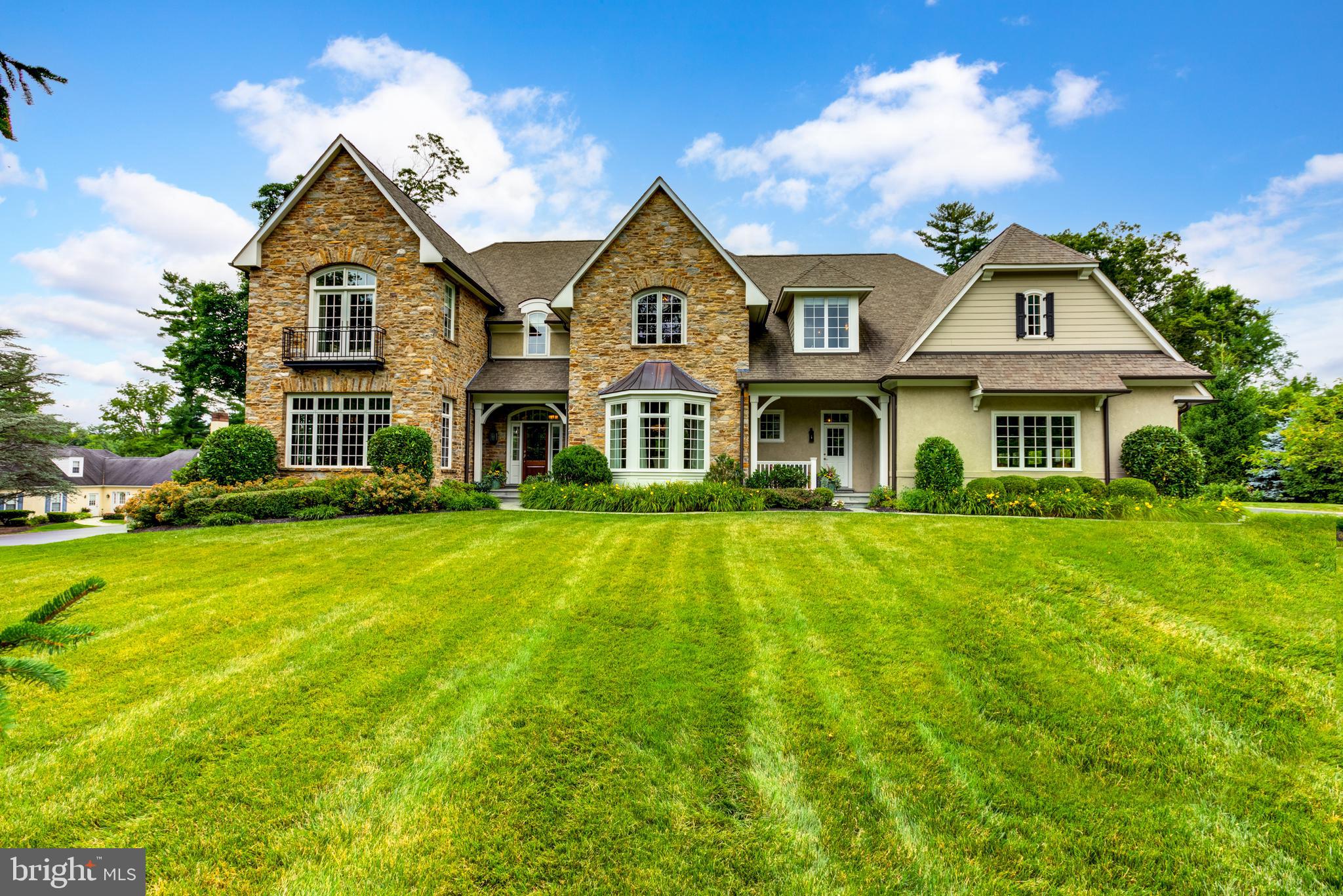 ASHWOOD HALL - Residential