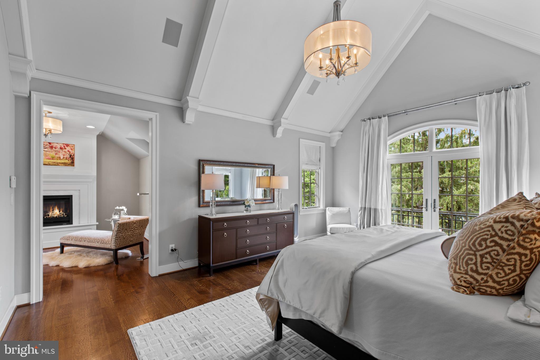 ASHWOOD HALL - Residential