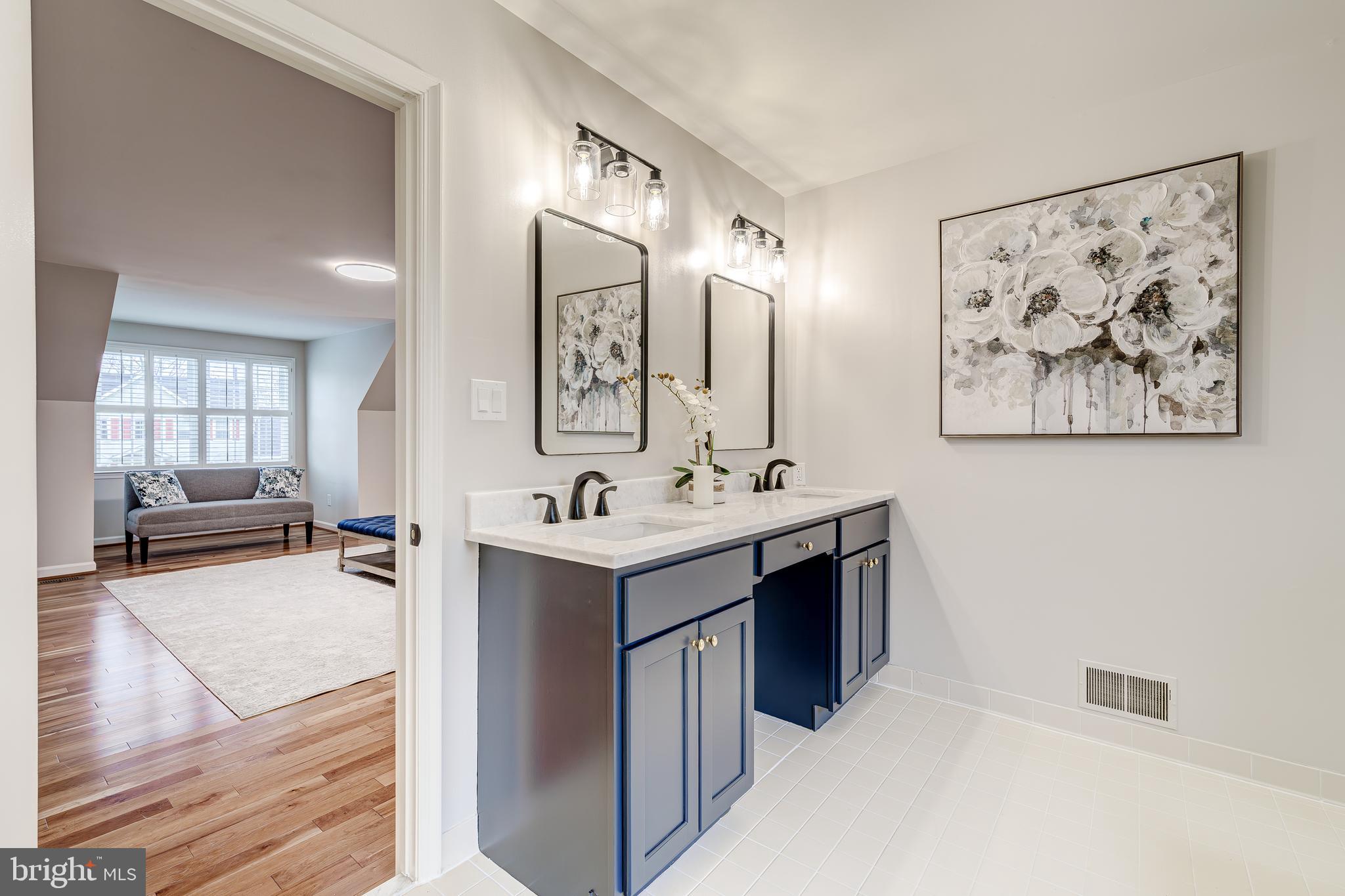 ASHBURN FARM - Residential