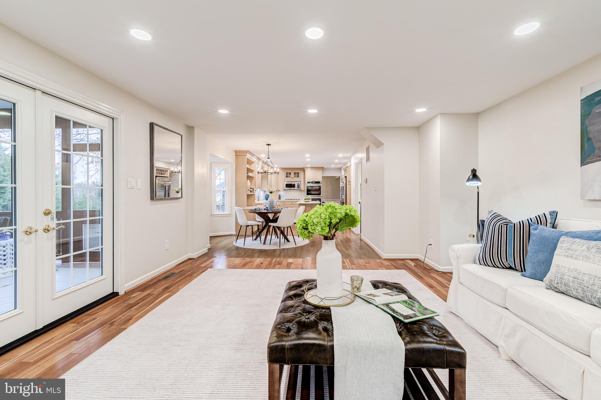 ASHBURN FARM - Residential