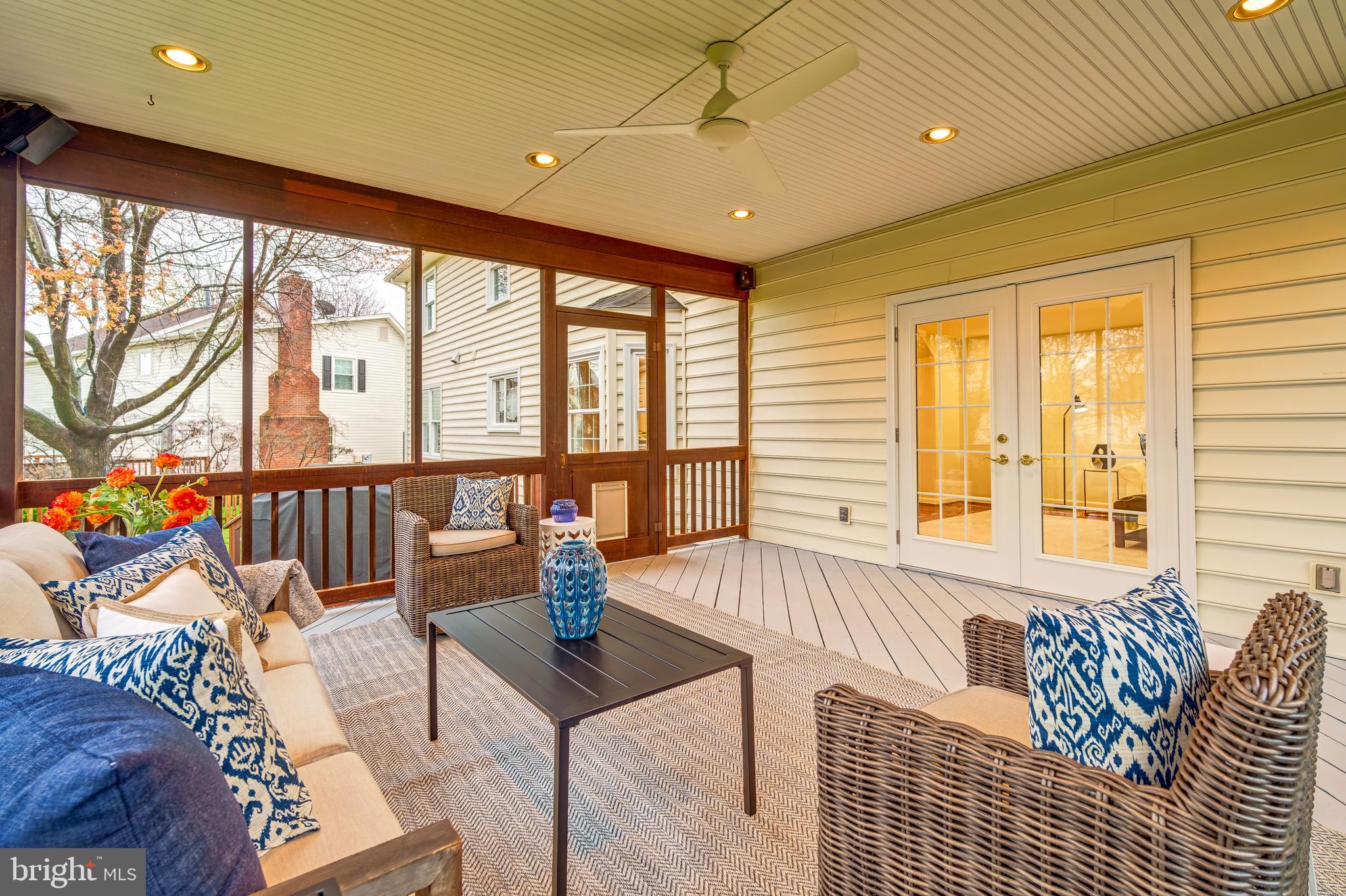 ASHBURN FARM - Residential