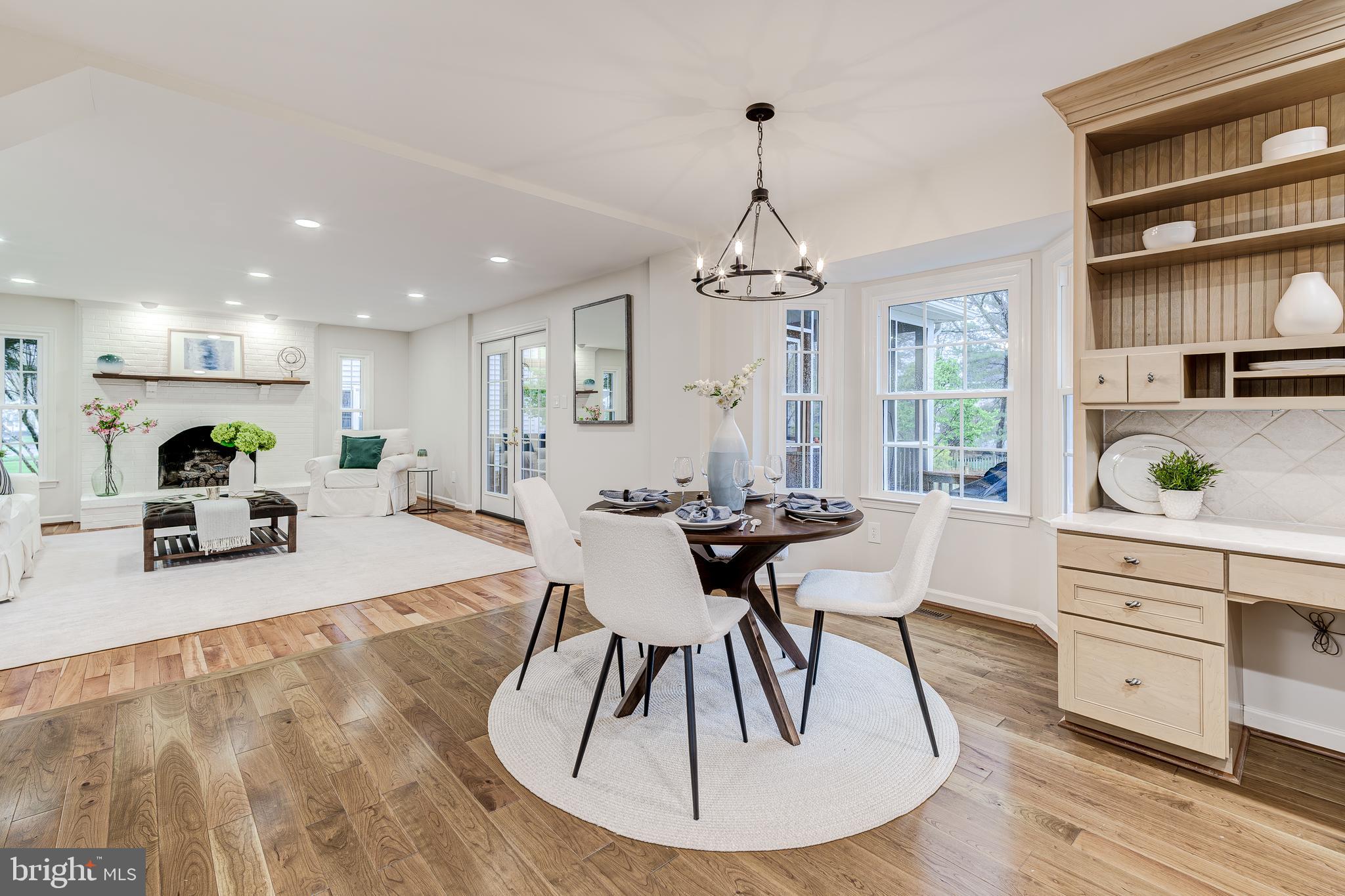 ASHBURN FARM - Residential