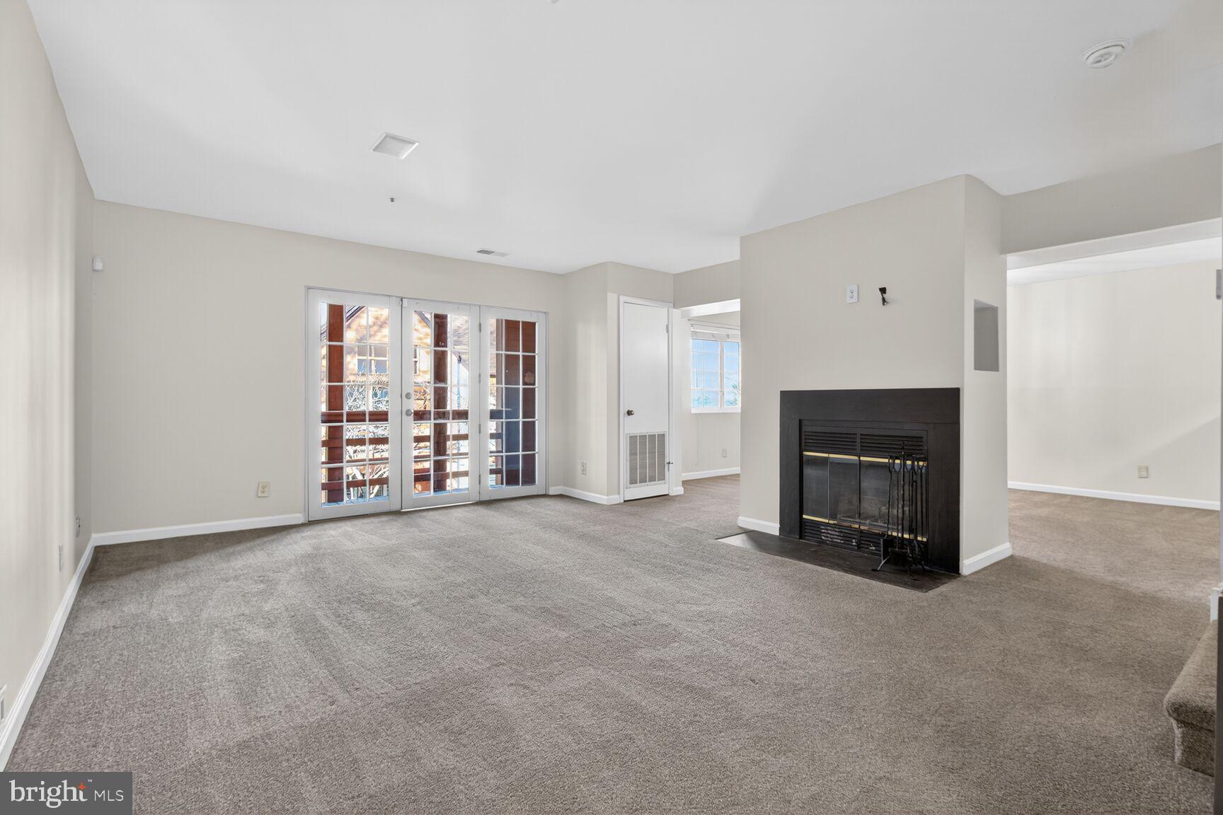 4950 COLUMBIA ROAD 3