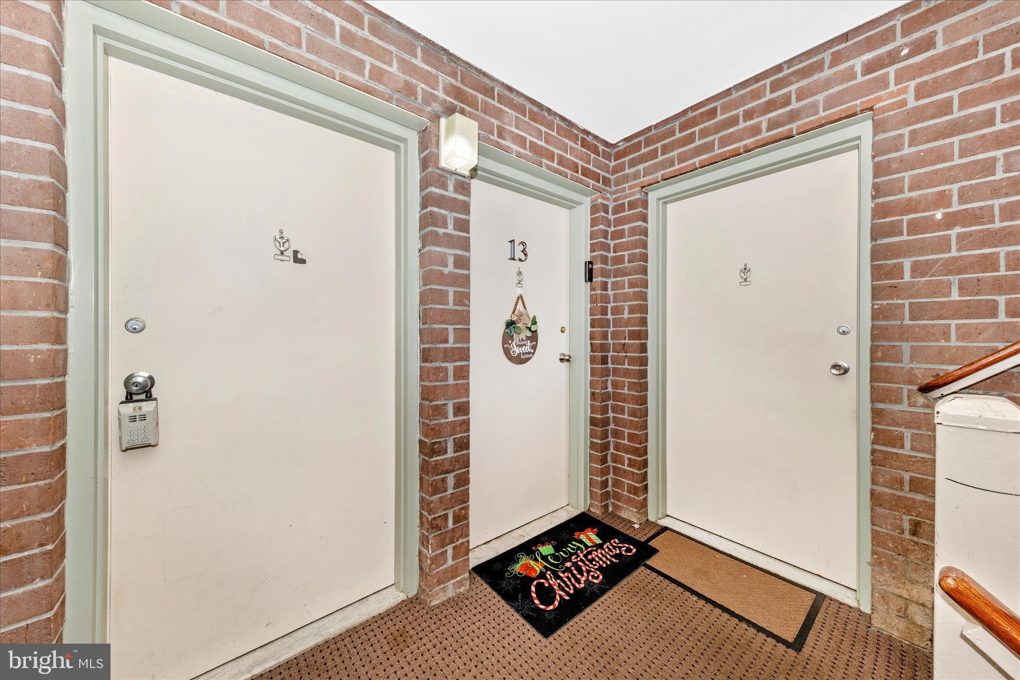 WOODBURN VILLAGE - Residential