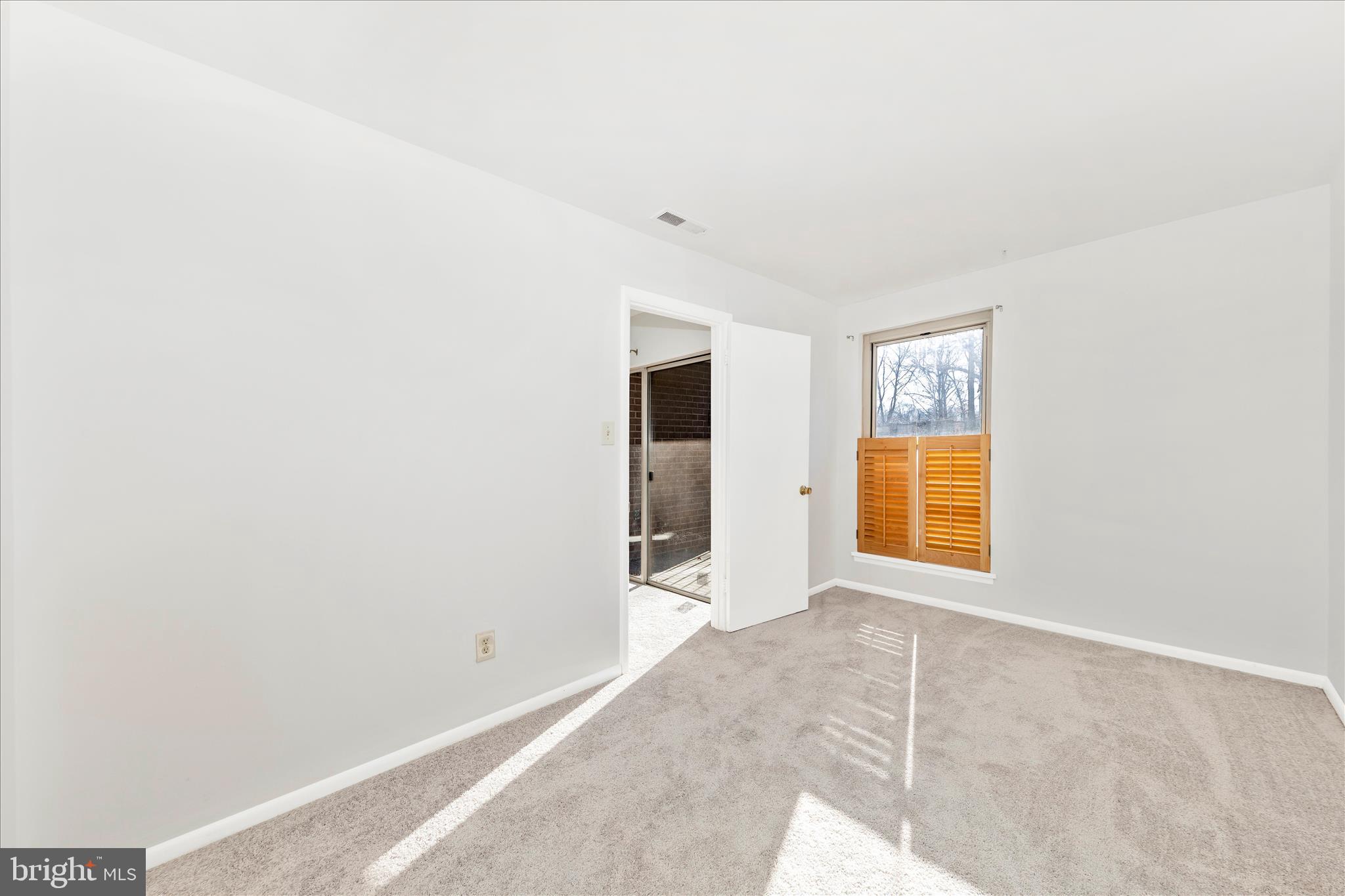 WOODBURN VILLAGE - Residential