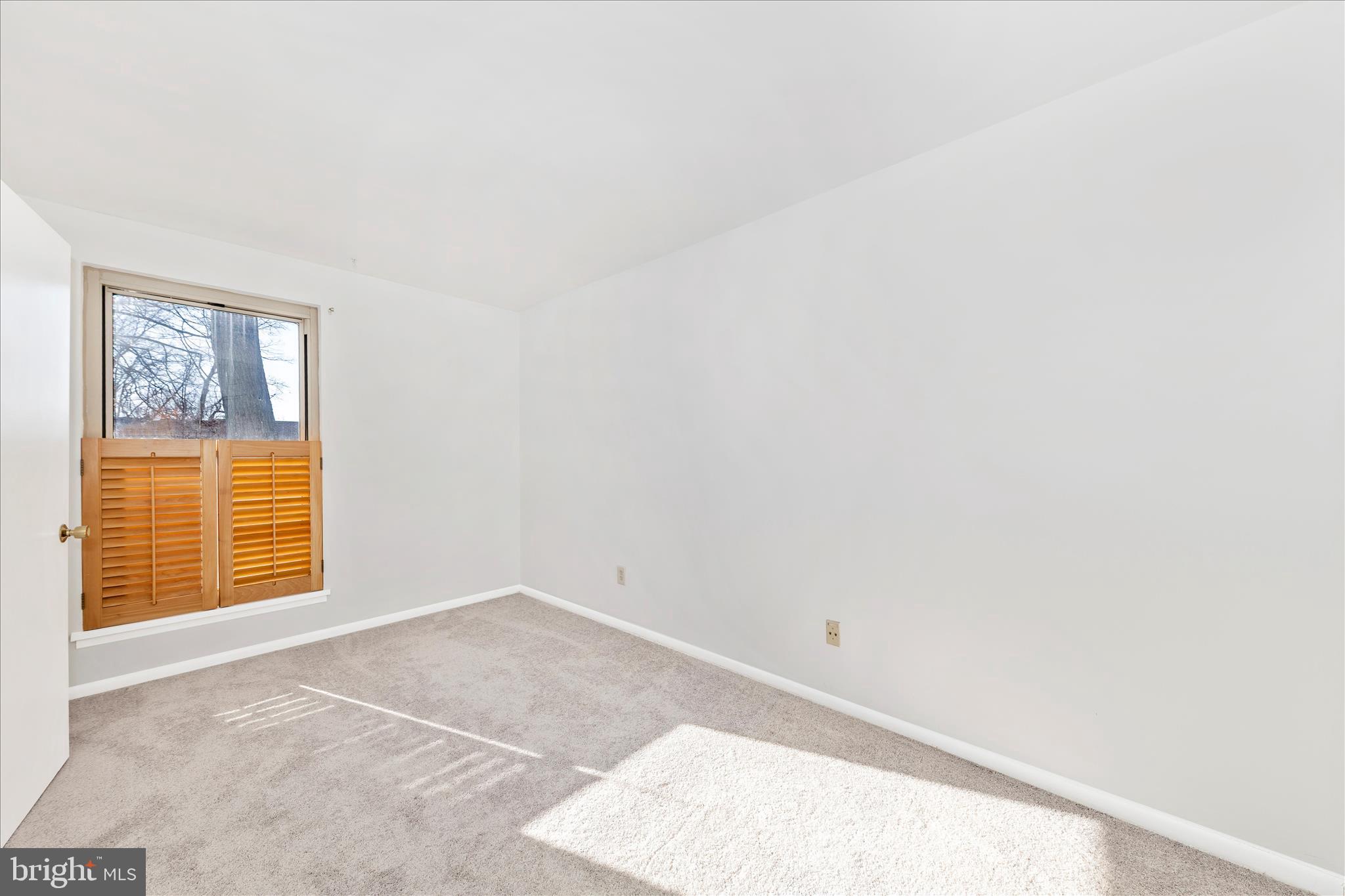 WOODBURN VILLAGE - Residential