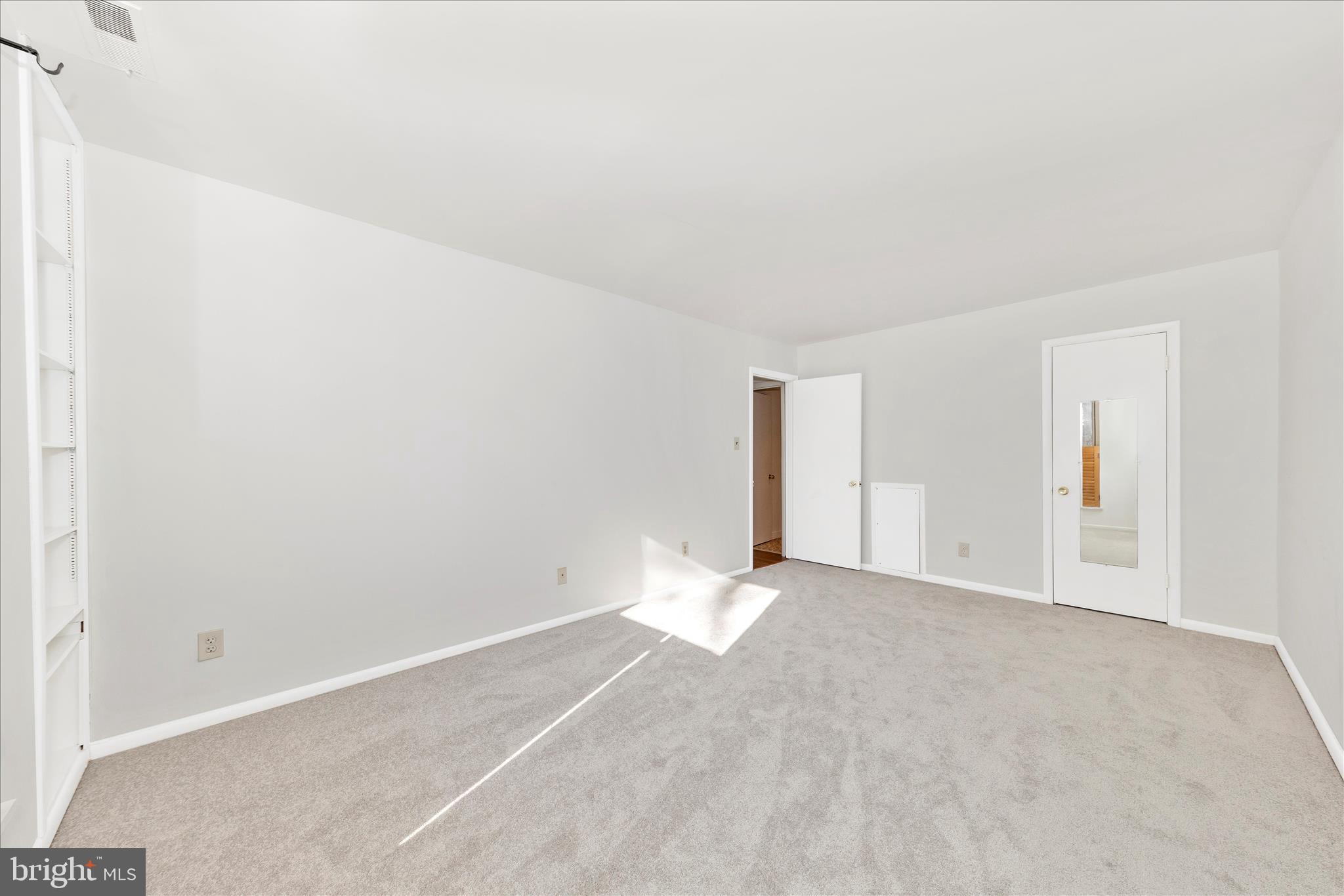 WOODBURN VILLAGE - Residential