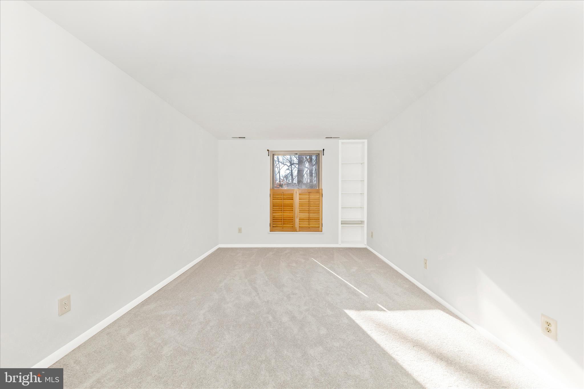 WOODBURN VILLAGE - Residential