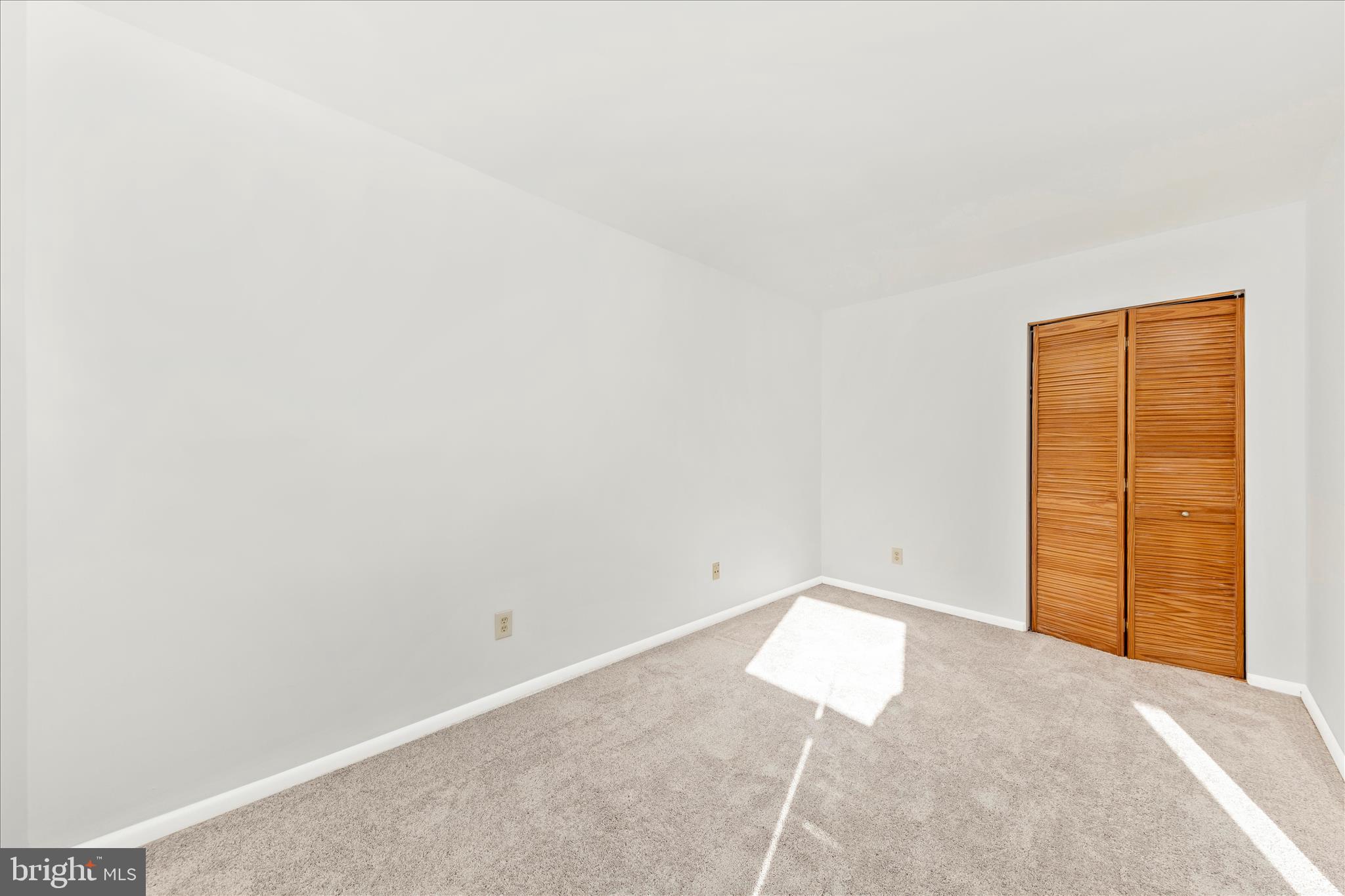 WOODBURN VILLAGE - Residential