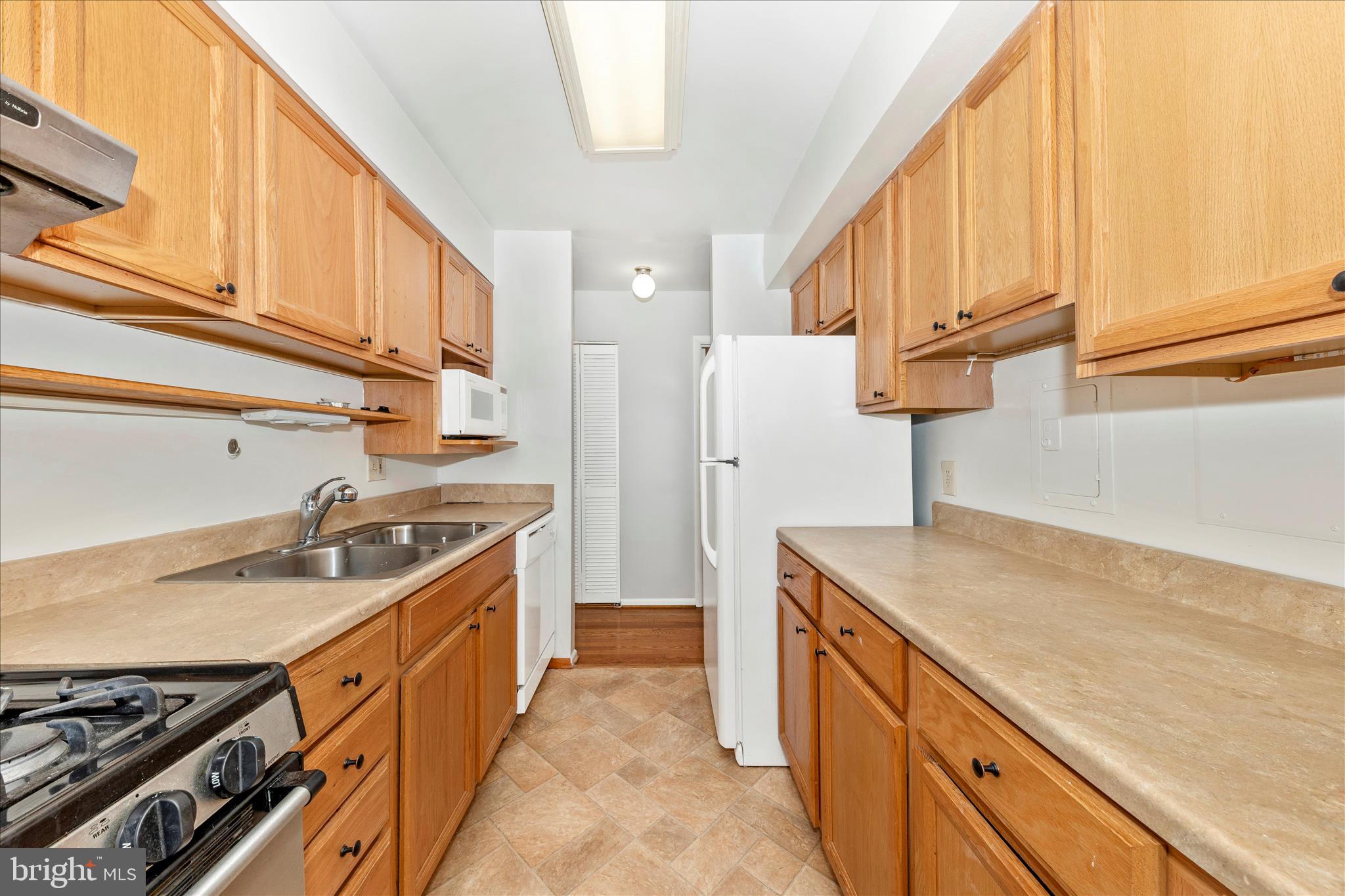 WOODBURN VILLAGE - Residential