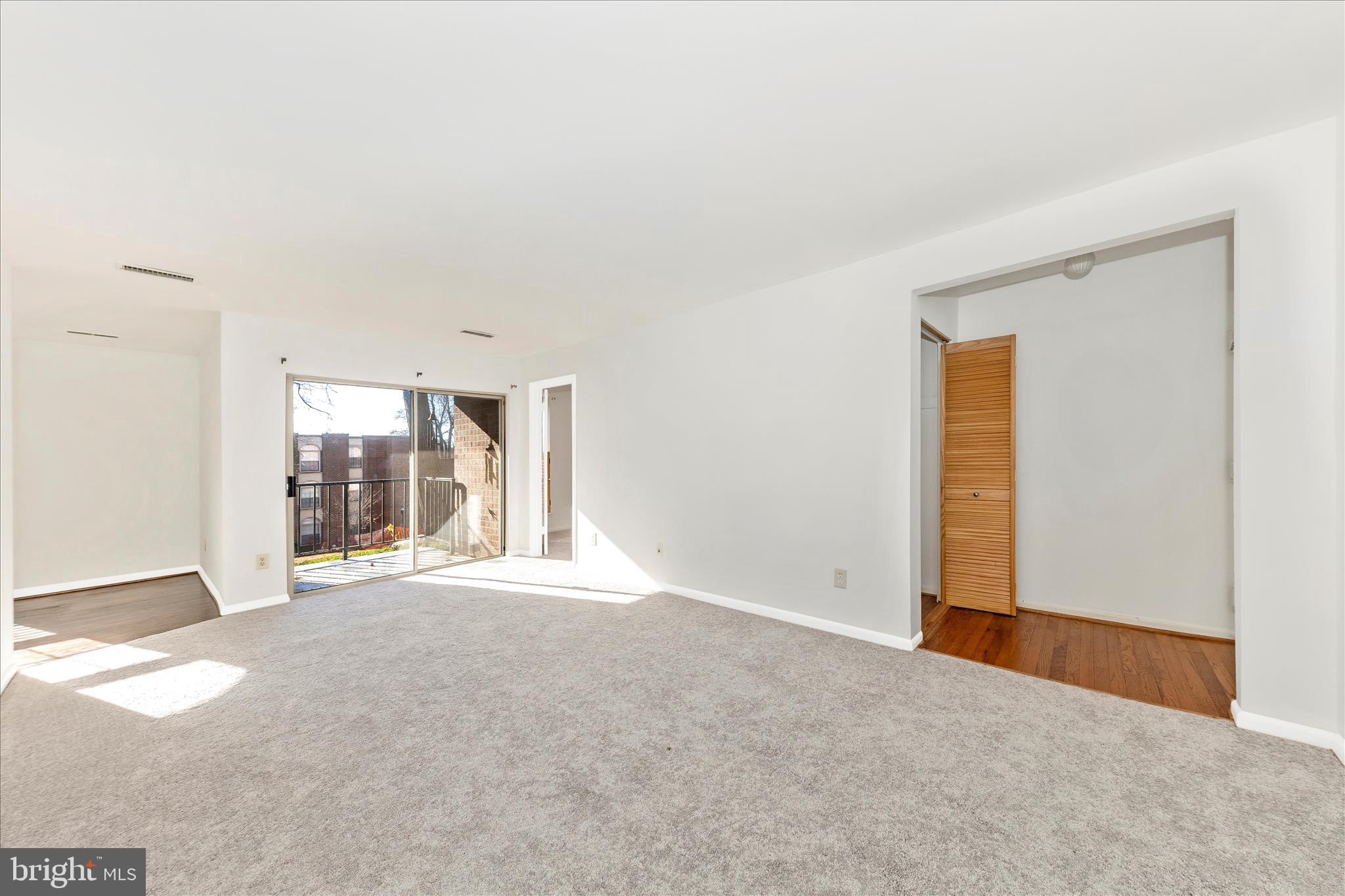 WOODBURN VILLAGE - Residential