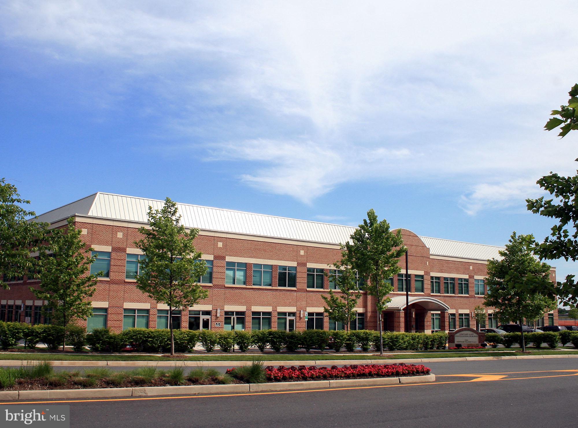 HERITAGE HUNT - Commercial Lease